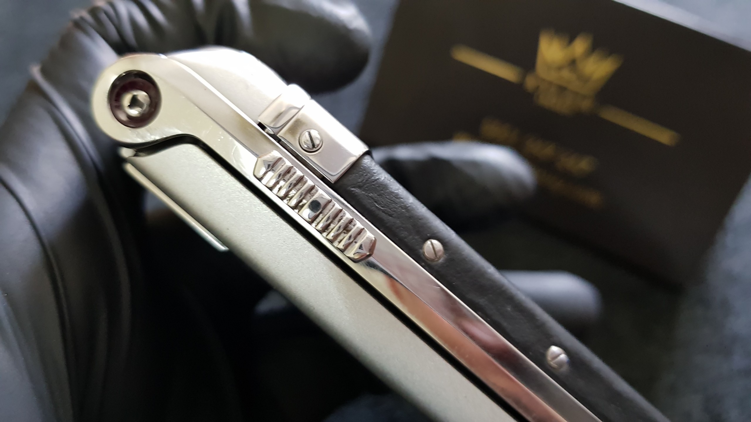 Kỳ Lân Luxury bc50e1c2c47d3c23656c Vertu Ayxta bật nắp siêu đẳng cấp chính hãng