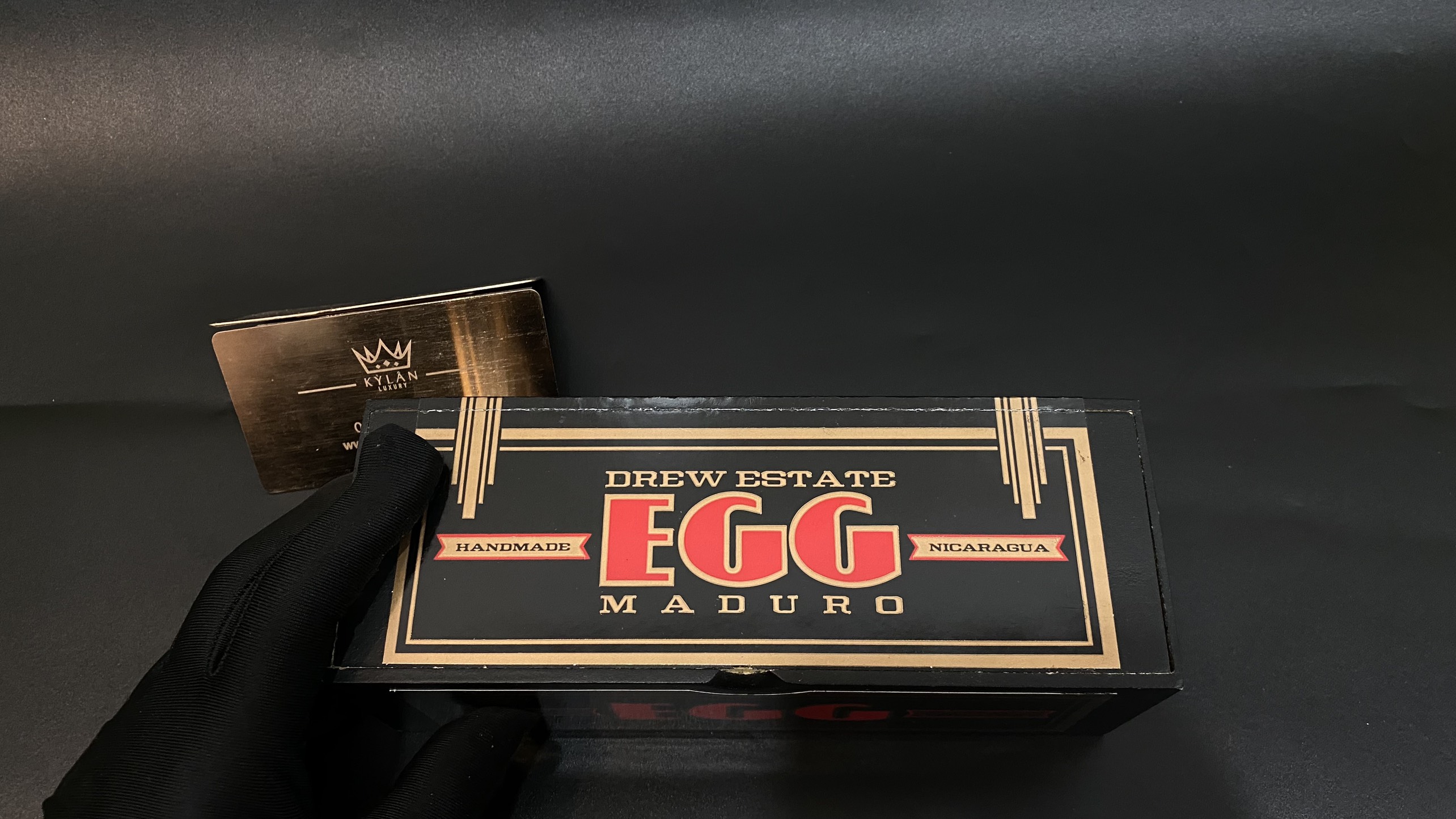 Kỳ Lân Luxury cigar egg drew estate 10 Cigar EGG Drew Estate