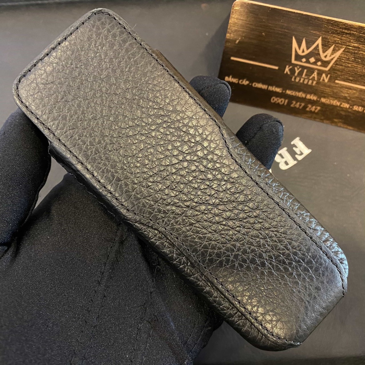 Kỳ Lân Luxury d717dd38f9520d0c544347 Bao Da Xor