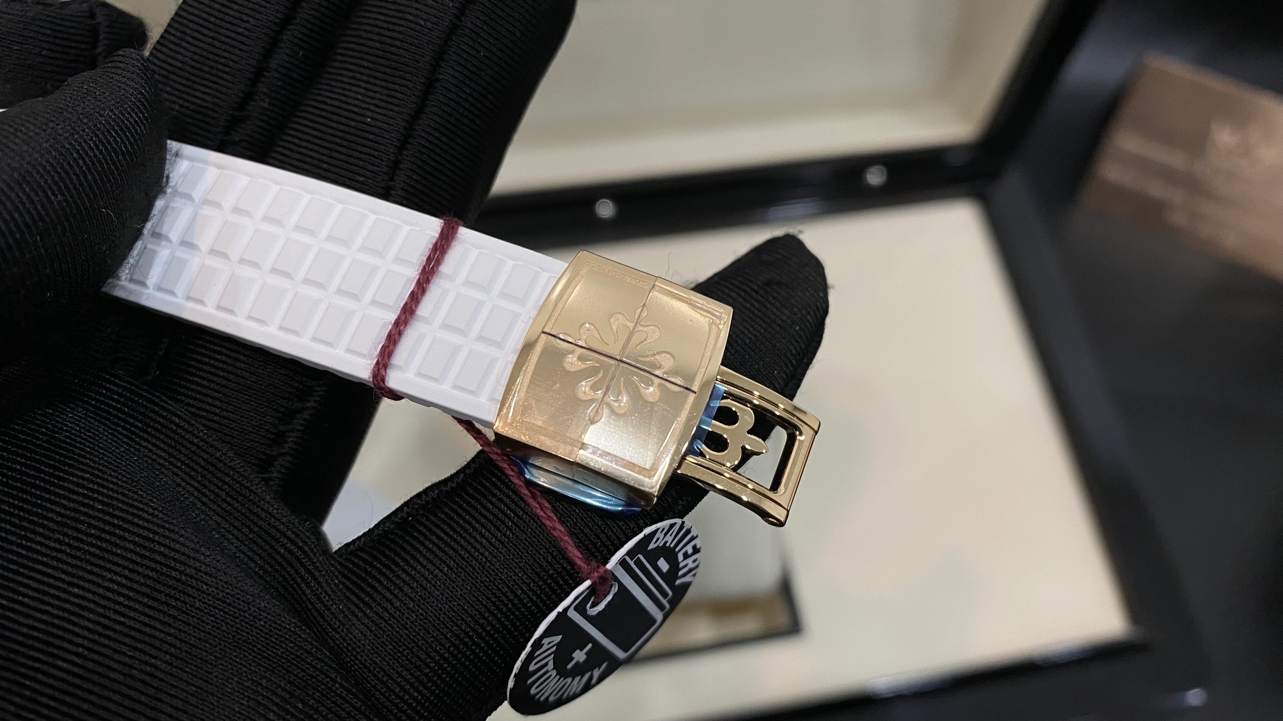 Kỳ Lân Luxury dong ho patek philippe aquanaut 5269200r 001 11 Đồng hồ Patek Philippe Aquanaut 5269/200R-001