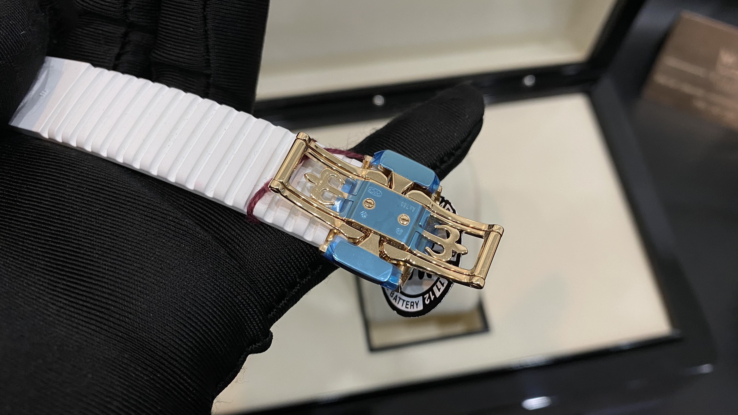 Kỳ Lân Luxury dong ho patek philippe aquanaut 5269200r 001 8 Đồng hồ Patek Philippe Aquanaut 5269/200R-001