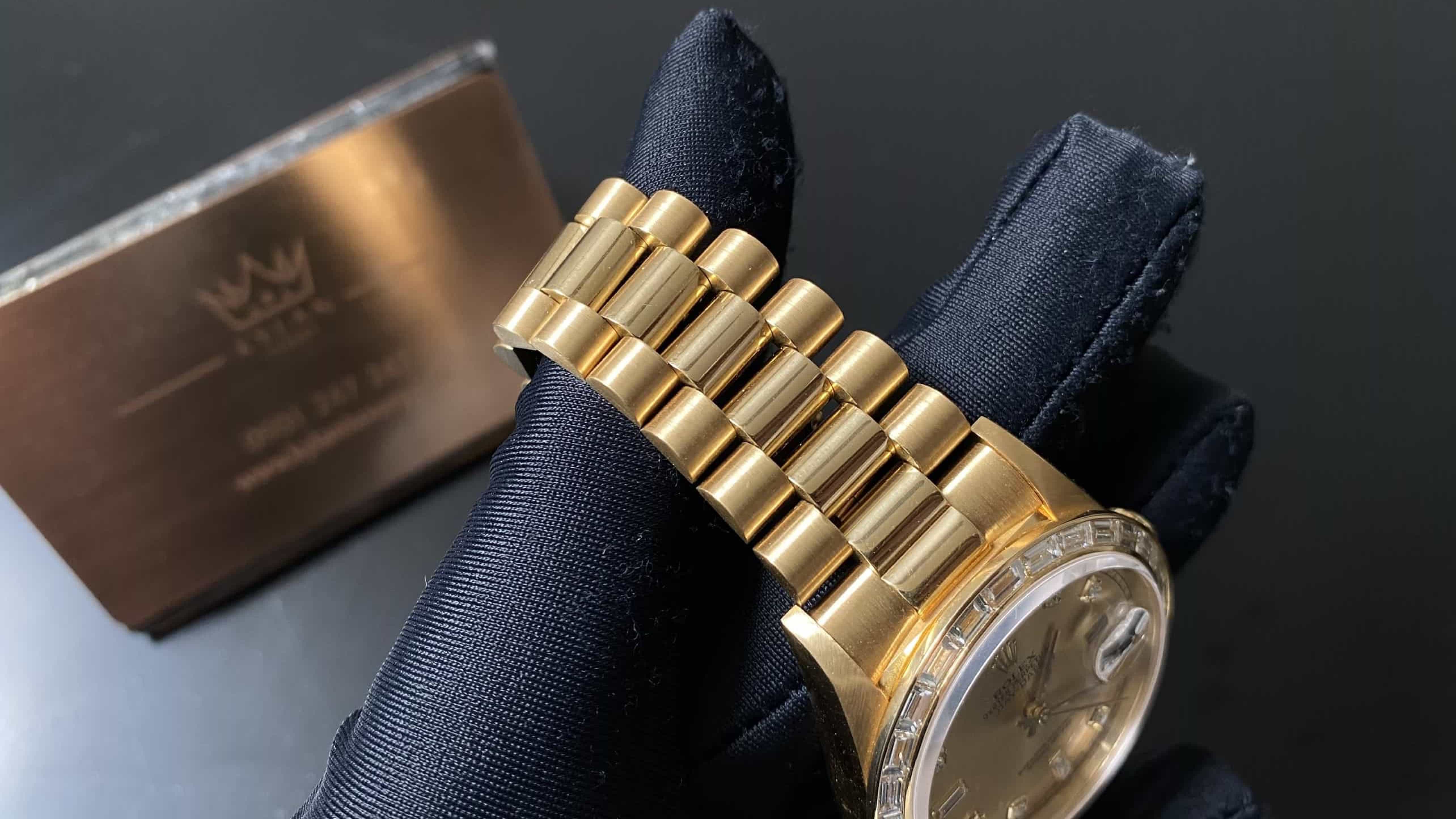 Rolex Day-Date Yellow Gold Bezal Diamond Baguestte | Kỳ Lân Luxury Rolex Day-Date Yellow Gold Bezal Diamond Baguestte | Kỳ Lân Luxury
