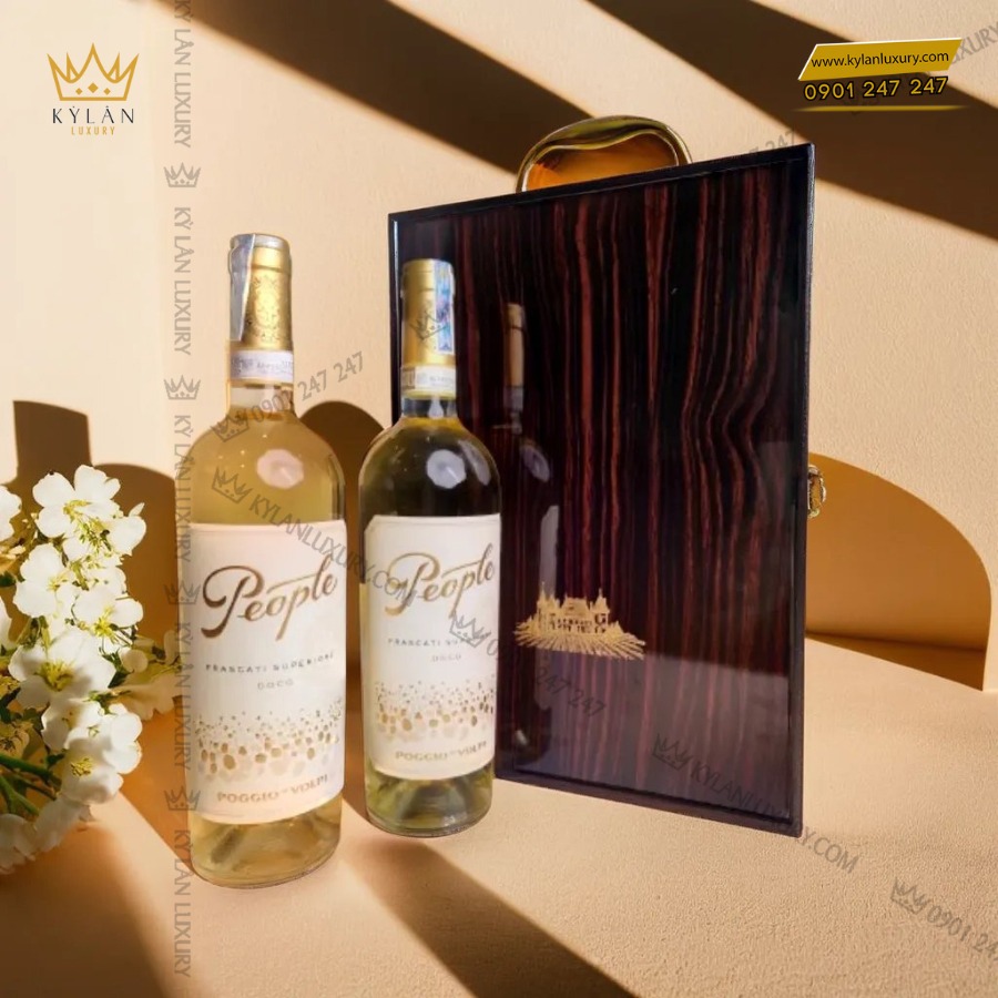 Kỳ Lân Luxury ruou vang y frascati superiore people poggio le volpi 2 Rượu vang Ý Frascati Superiore People Poggio le Volpi