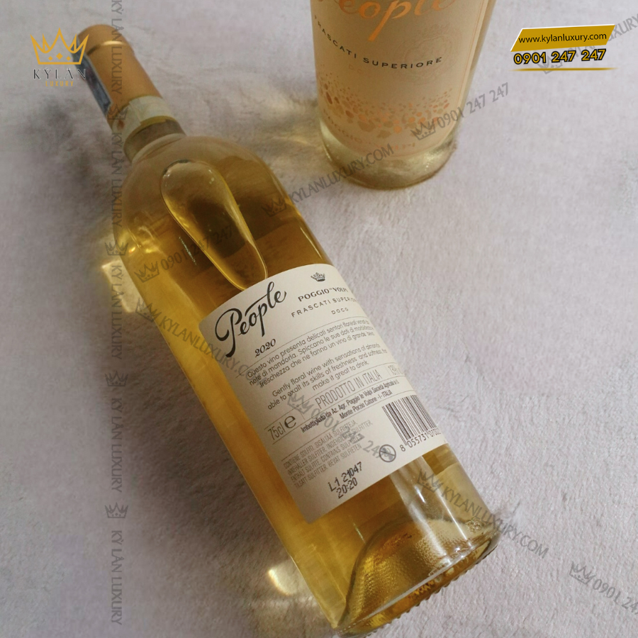 Kỳ Lân Luxury ruou vang y frascati superiore people poggio le volpi 5 Rượu vang Ý Frascati Superiore People Poggio le Volpi