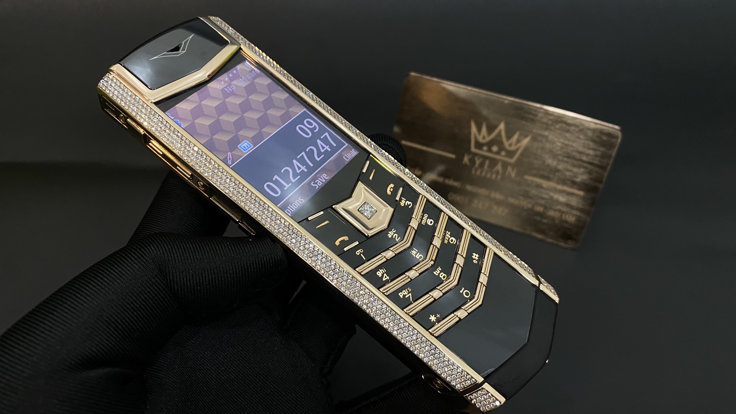 Vertu Signature S Full Gold Mix Diamond 8 Kỳ Lân Luxury vertu signature s full gold mix diamond 34 9f6224bb 500f 4958 adc5 c9e4f78568c2 Vertu Signature S Full Gold Mix Diamond