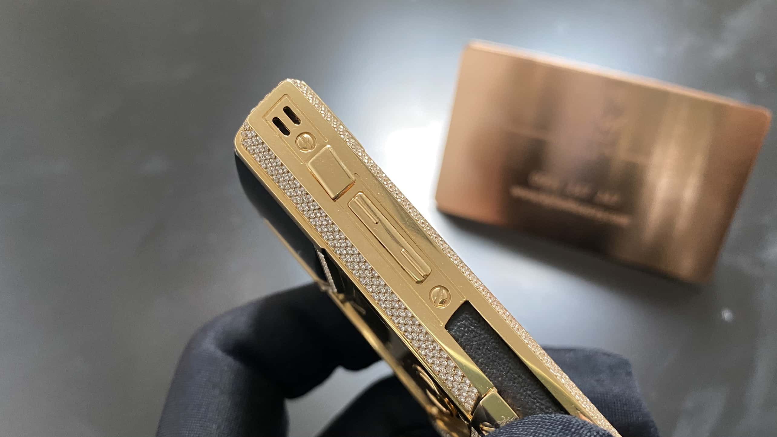 Kỳ Lân Luxury vertu signature s full kim va ng chanh fullbox 30 Vertu Signature S full kim vàng chanh fullbox
