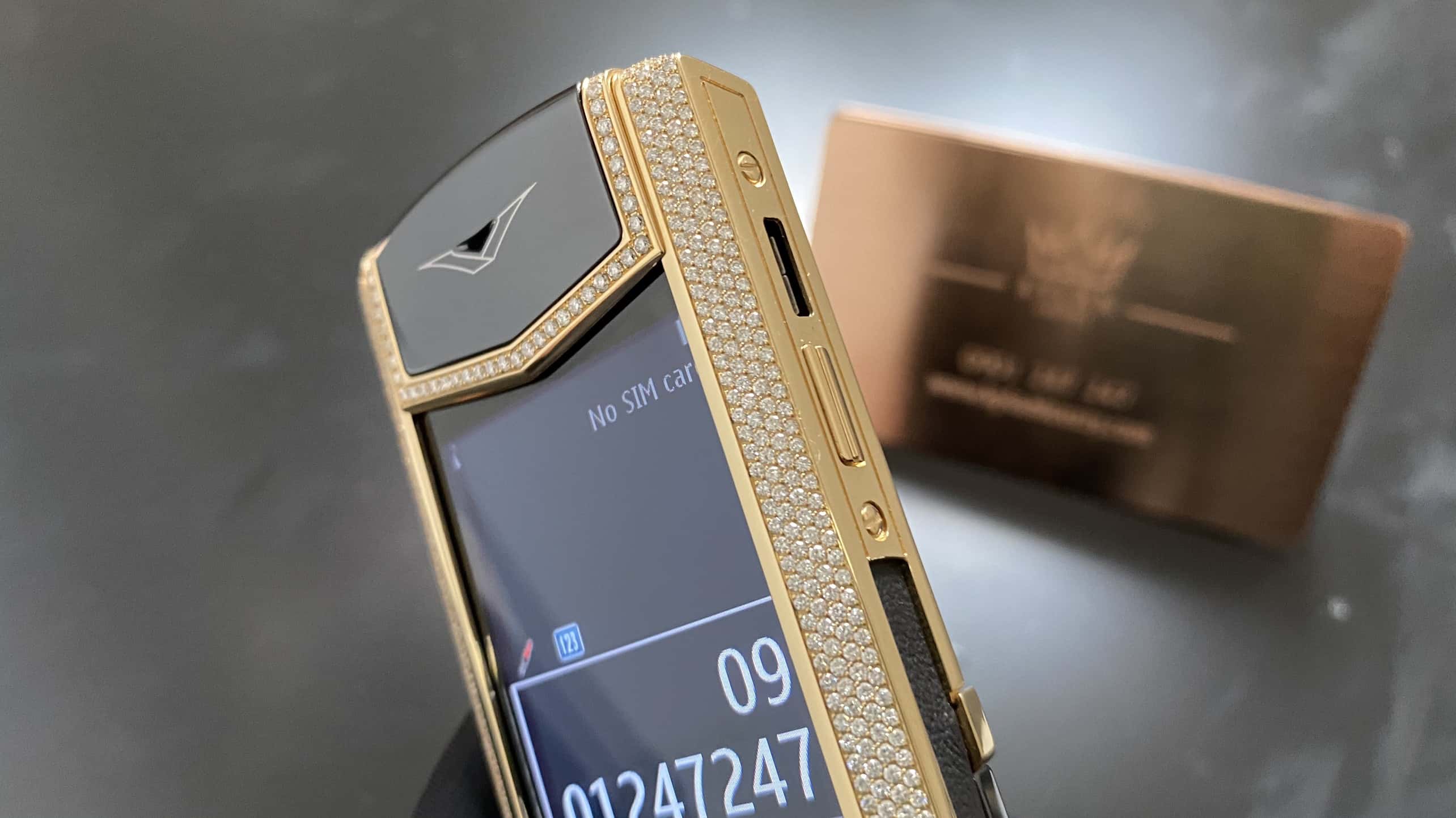 Kỳ Lân Luxury vertu signature s full kim va ng chanh fullbox 32 Vertu Signature S full kim vàng chanh fullbox