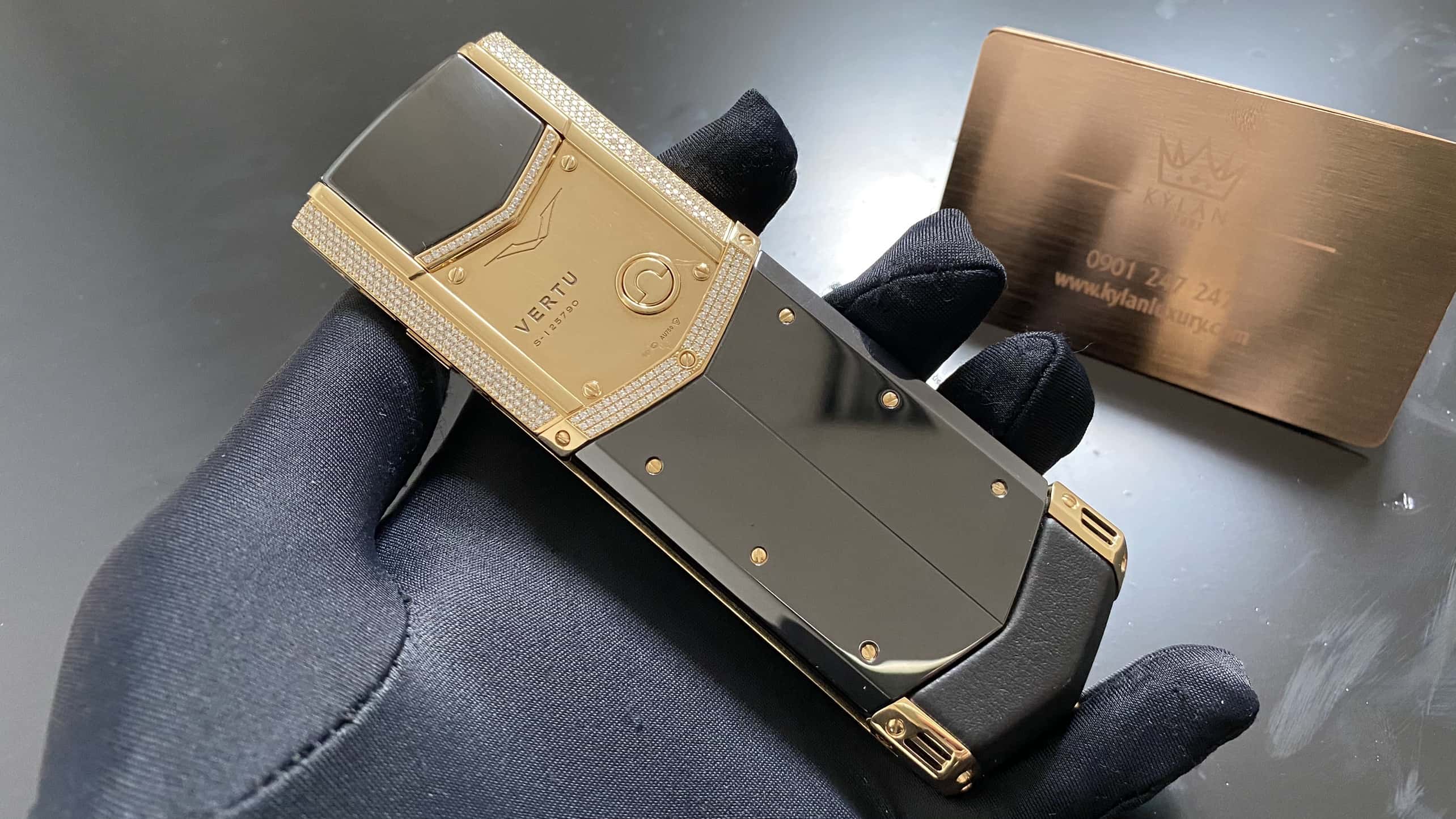 Kỳ Lân Luxury vertu signature s full kim va ng chanh fullbox 36 Vertu Signature S full kim vàng chanh fullbox