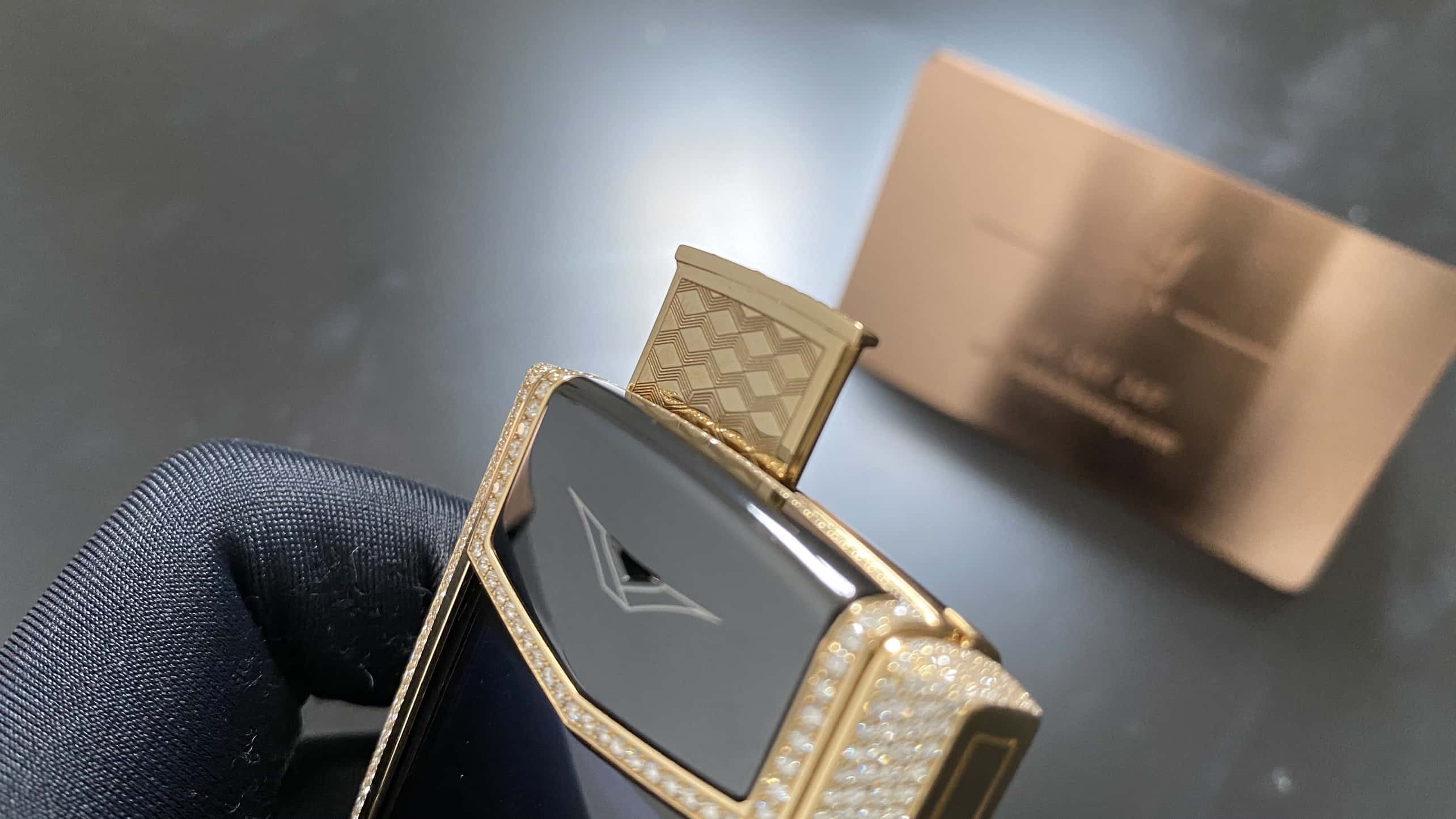 Kỳ Lân Luxury vertu signature s full kim va ng chanh fullbox 37 Vertu Signature S full kim vàng chanh fullbox