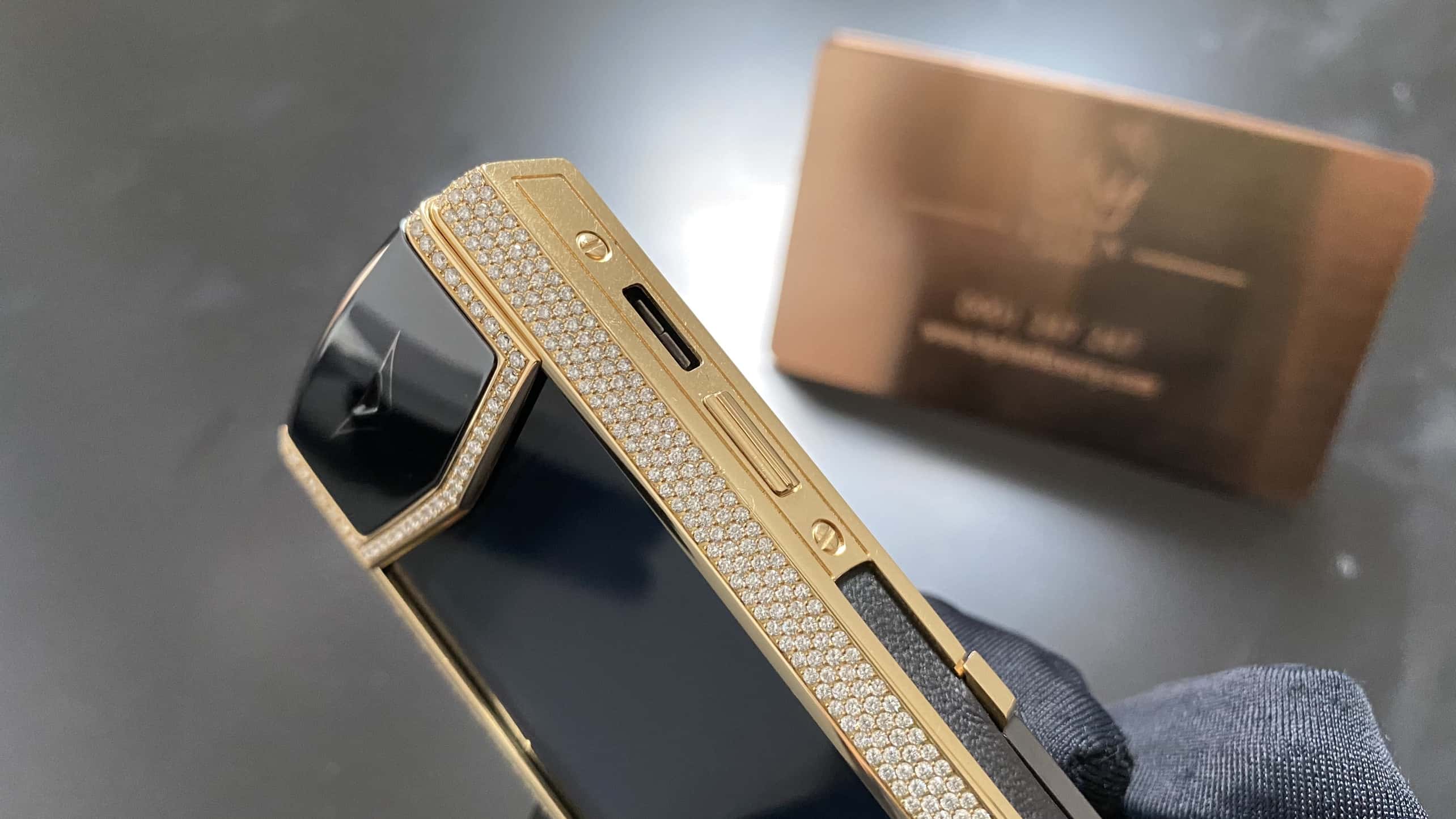 Kỳ Lân Luxury vertu signature s full kim va ng chanh fullbox 39 Vertu Signature S full kim vàng chanh fullbox