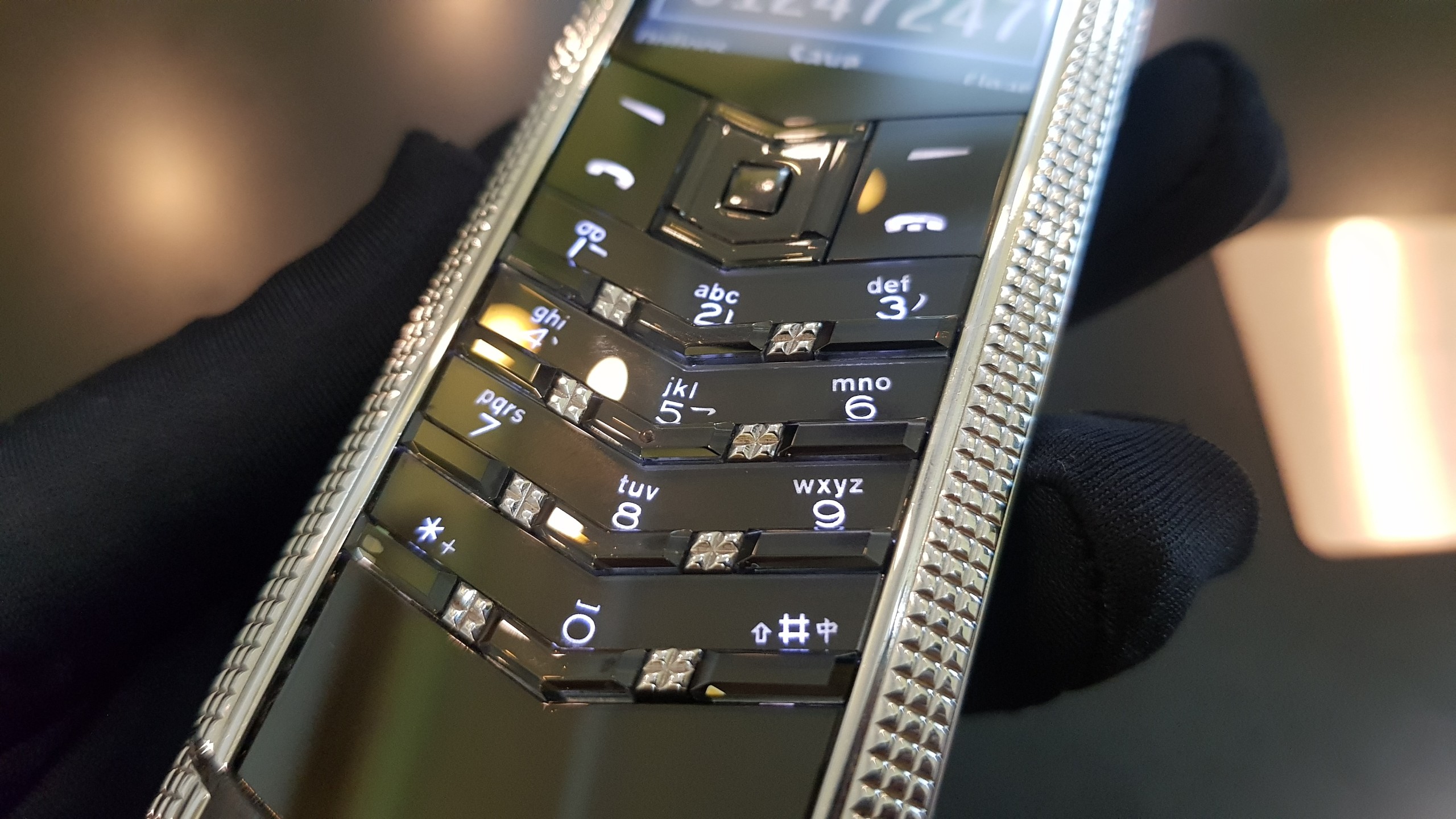 Kỳ Lân Luxury vertu signature s steel cloud de paris 8 Vertu Signature S Steel Clous De Paris