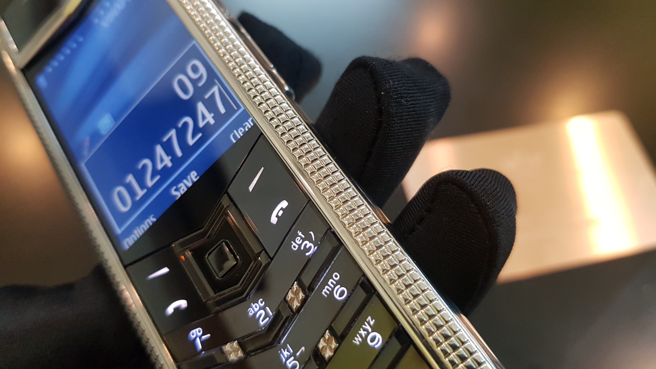 Kỳ Lân Luxury vertu signature s steel cloud de paris 9 Vertu Signature S Steel Clous De Paris
