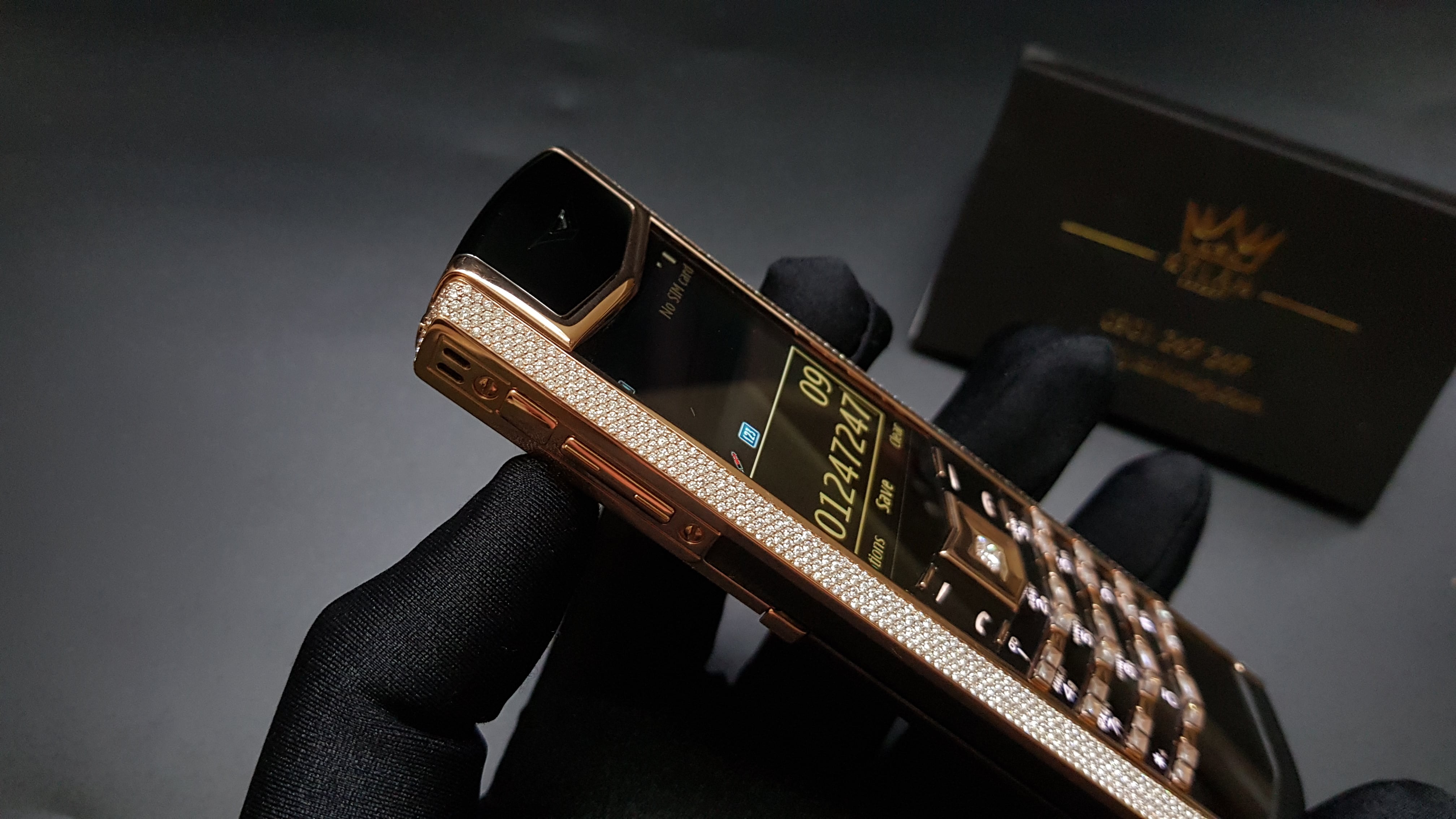 Kỳ Lân Luxury vertu signature s vang khoi dinh full kim cuong 13 Vertu Signature S Vàng khối đính full kim cương