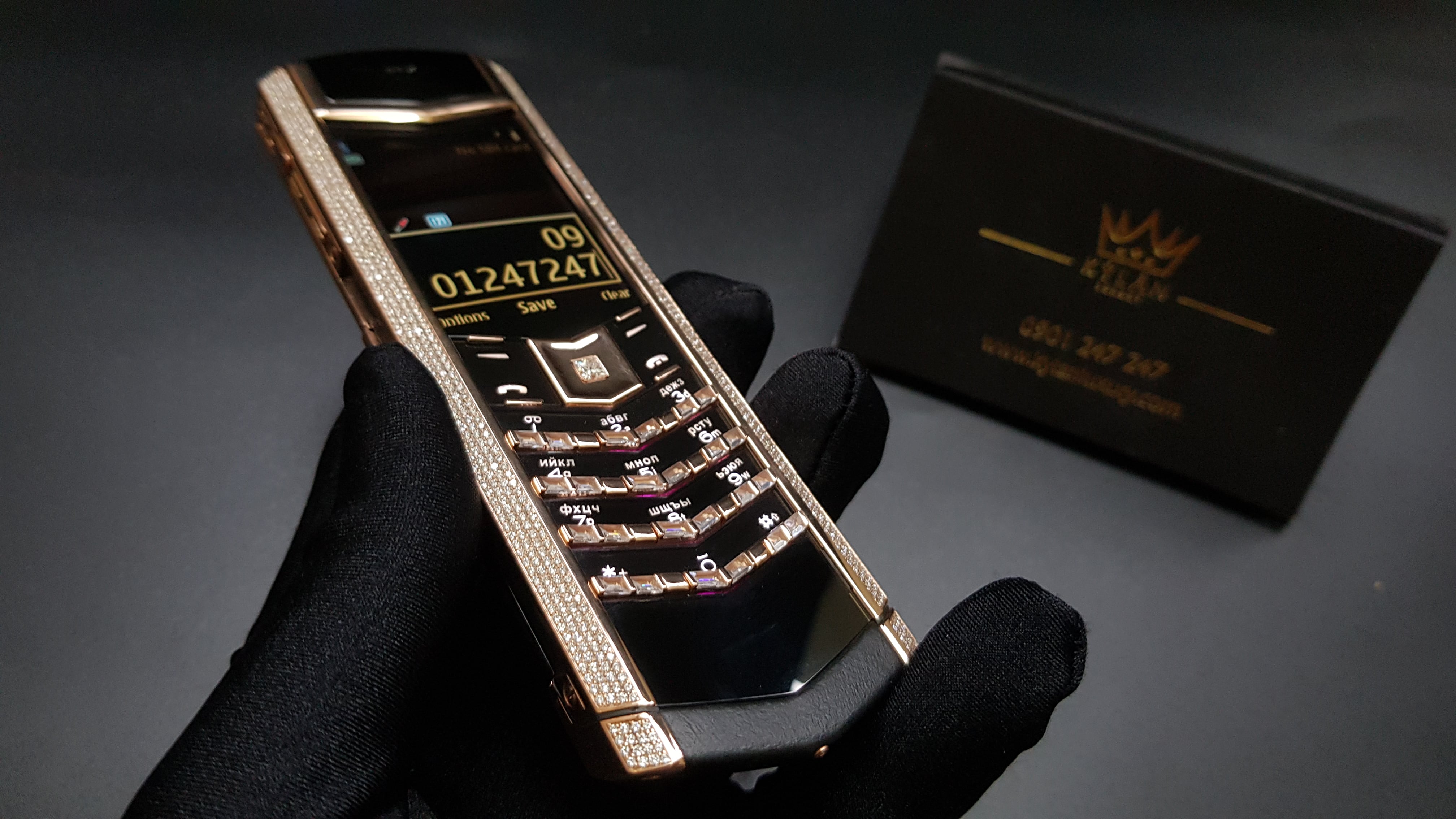 Kỳ Lân Luxury vertu signature s vang khoi dinh full kim cuong 4 Vertu Signature S Vàng khối đính full kim cương