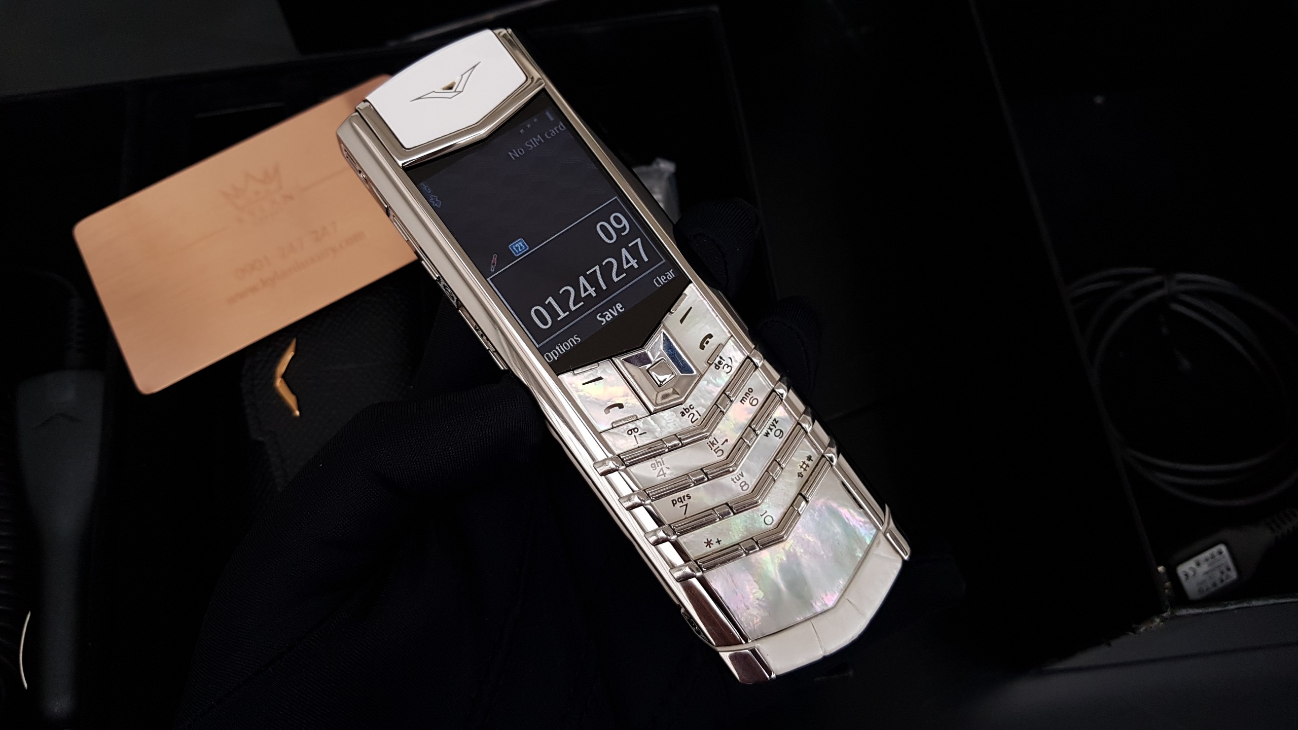 Kỳ Lân Luxury vertu signature s white mother of pearl 40 87ac8716 6bfd 4c43 ab8a e9fcbee784f6 Vertu Signature S White Mother Of Pearl