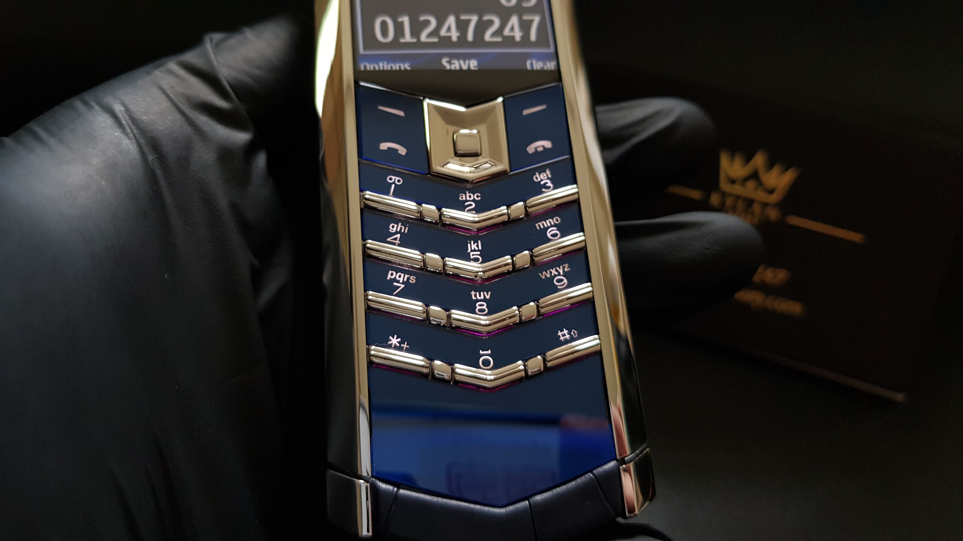 Kỳ Lân Luxury vertu signature s xanh navy boc da ca sau sieu cap 3 Vertu Signature S Xanh Navy bọc da cá sấu đẹp siêu cấp