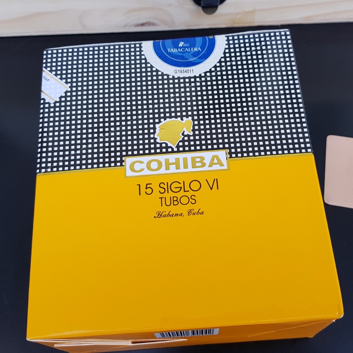 Kỳ Lân Luxury xi ga cohiba 10 Xì gà Cohiba