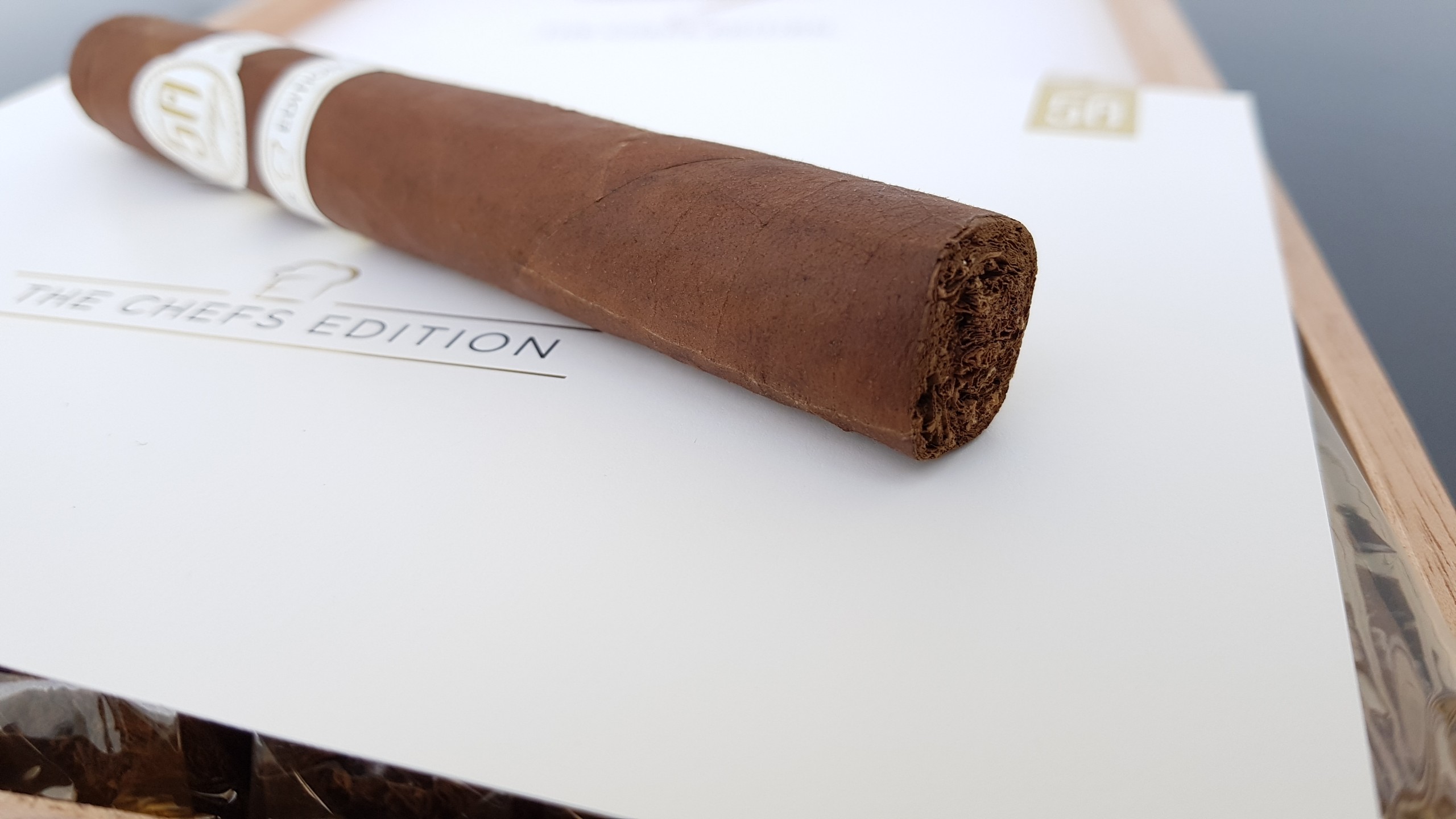 Kỳ Lân Luxury xi ga davidoff ba n ki nie m 50 na m 21 Xì gà Davidoff Chef's Edition 50th Anniversary - Cigar của thượng lưu