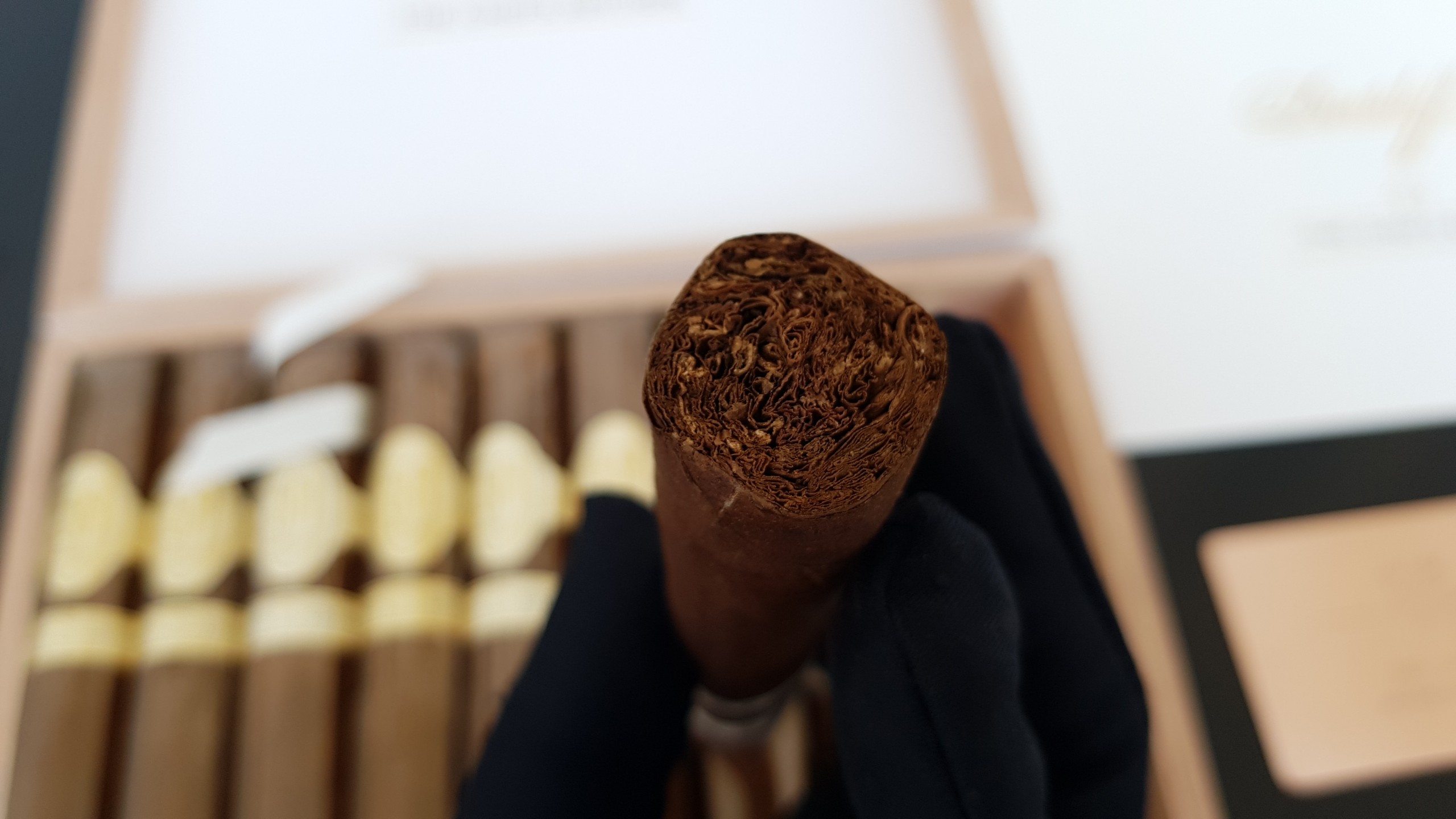 Kỳ Lân Luxury xi ga davidoff ba n ki nie m 50 na m 39 Xì gà Davidoff Chef's Edition 50th Anniversary - Cigar của thượng lưu