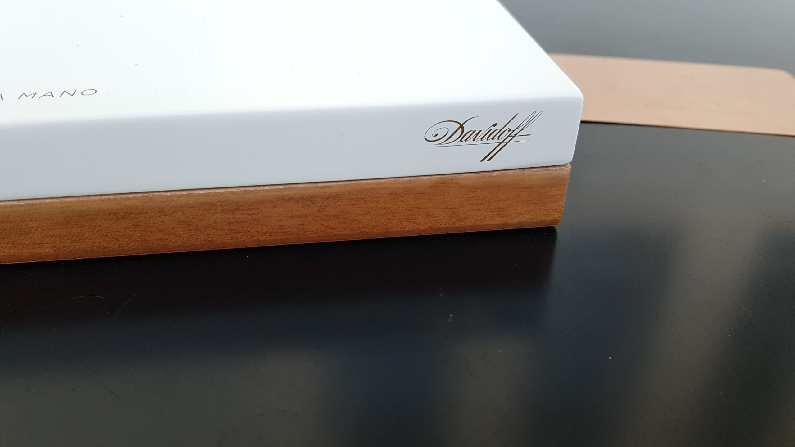 Kỳ Lân Luxury xi ga davidoff ba n ki nie m 50 na m 45 Xì gà Davidoff Chef's Edition 50th Anniversary - Cigar của thượng lưu