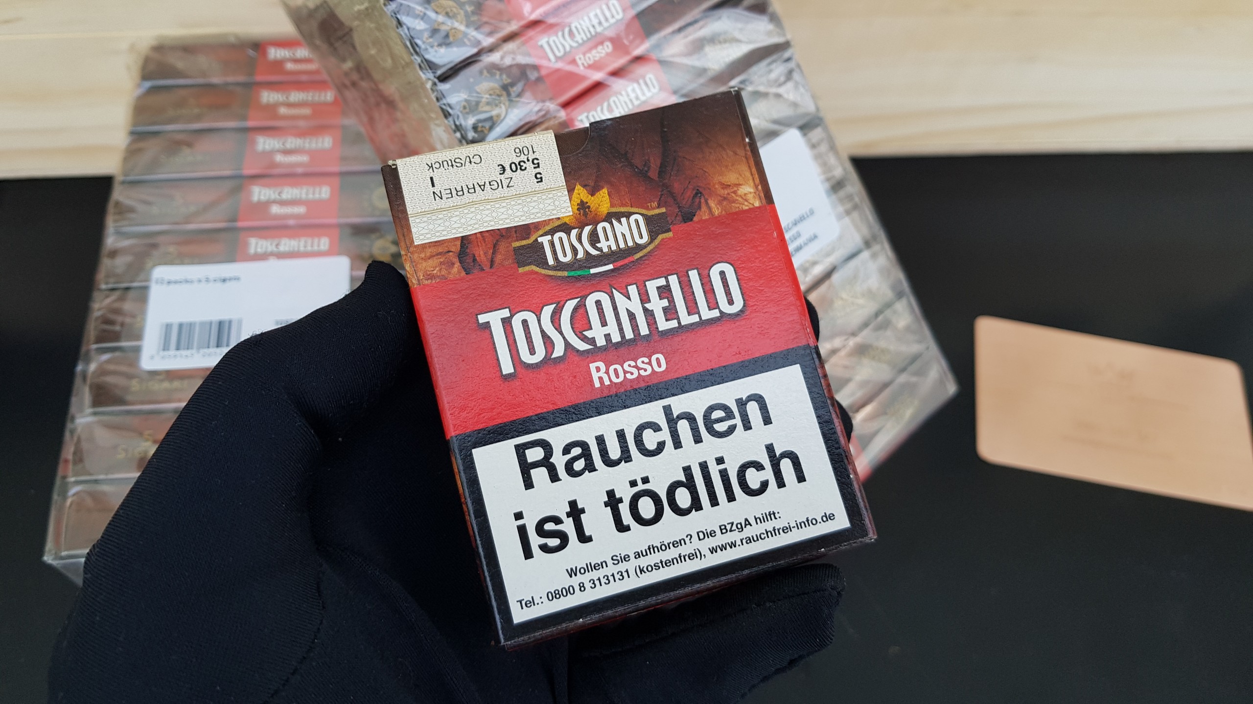 Kỳ Lân Luxury xi ga toscanello 11 Xì gà Toscanello