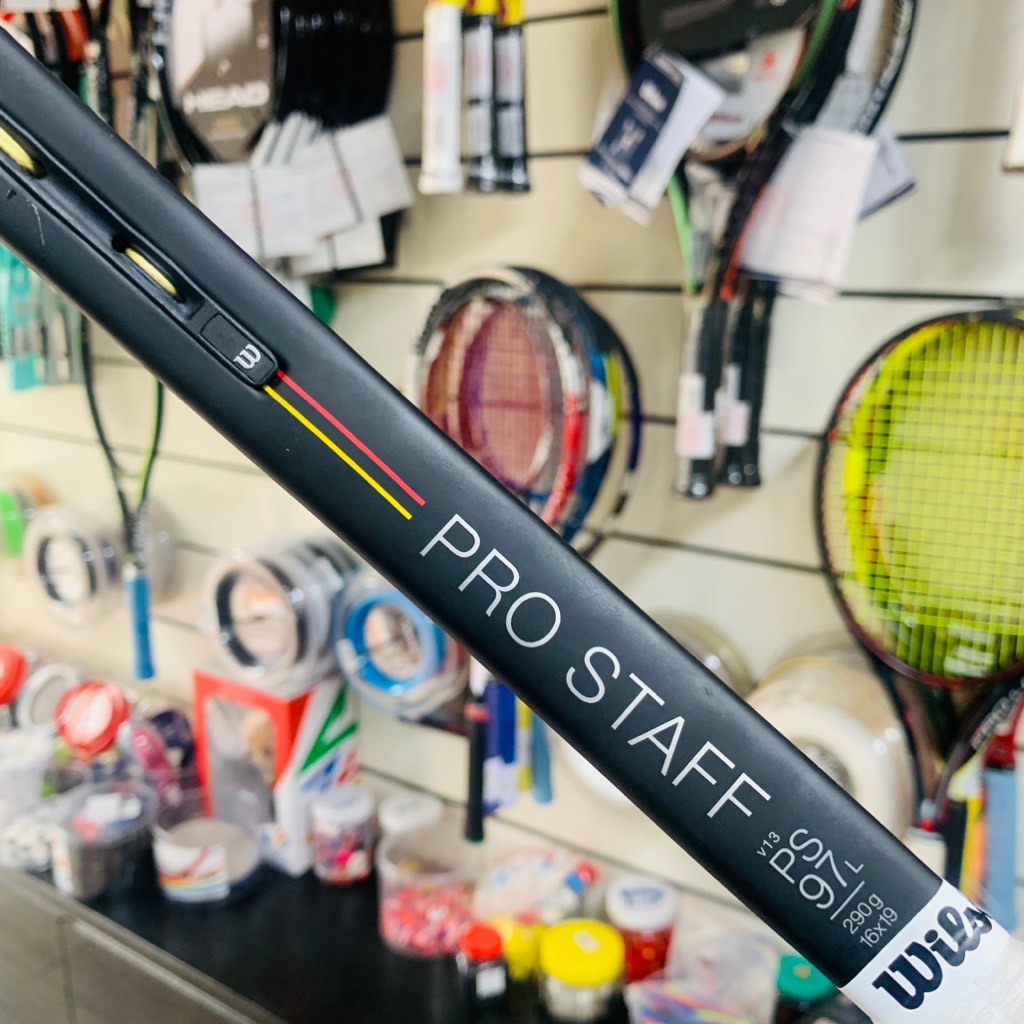 Vợt Tennis Cũ Wilson Pro Staff V13 97L (290gr)