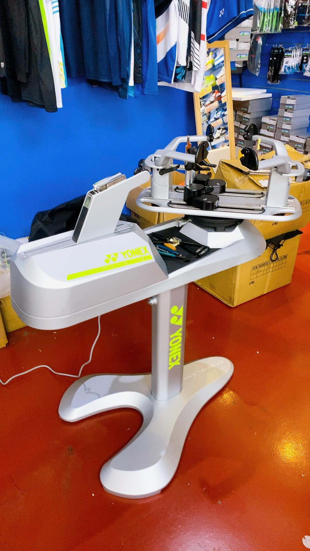 Máy Điện Tử Căng Vợt Yonex PRECISION 8.0 | Màu Bạc