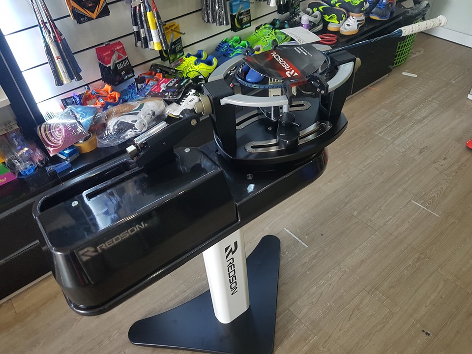 Máy Điện Tử Chuyên Căng Dây Cước Cầu Lông REDSON Master 5 (Năm 2021-2022)