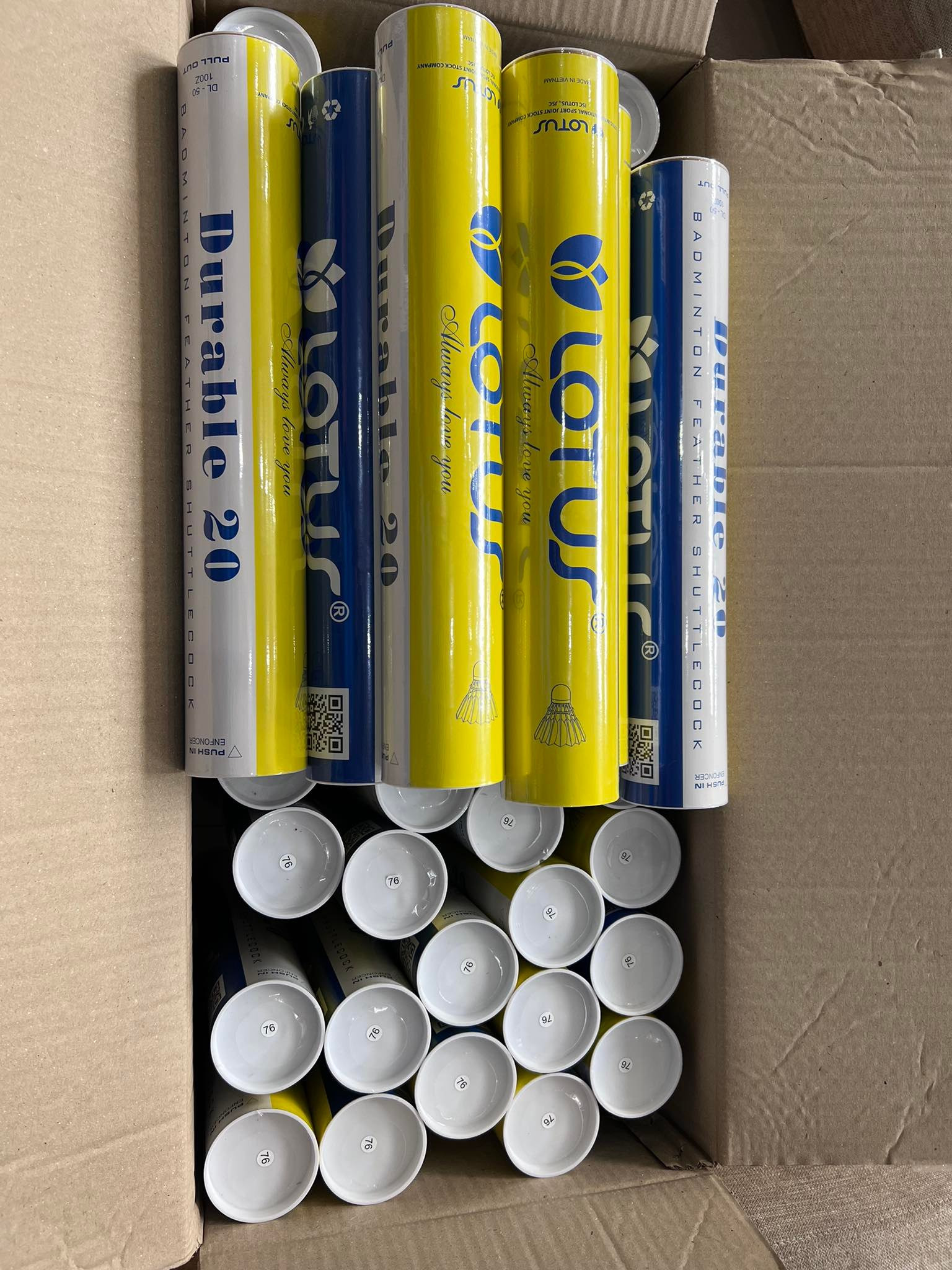 Quả Cầu Lông Lotus LS-20 Vỏ Mới Năm 2022