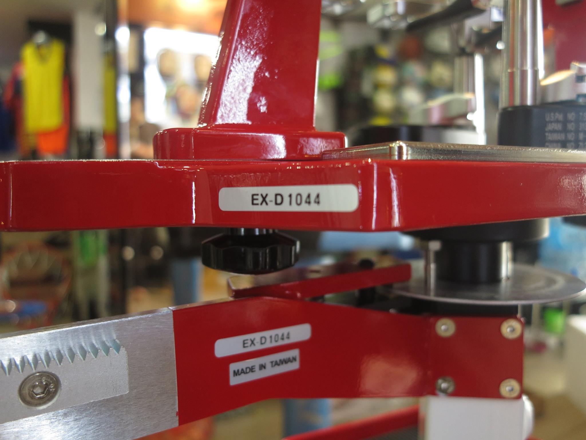 Máy Căng Vợt Cầu Lông Cơ Fleet PRO-SM Năm 2021 – 2022 (Màu Đỏ)