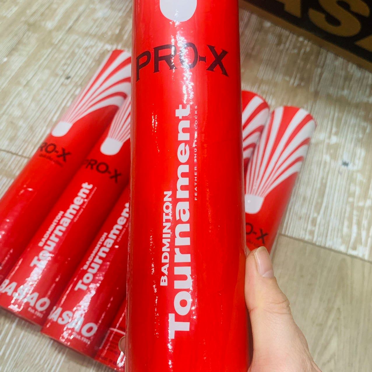Quả Cầu Lông Ba Sao PRO-X Đỏ/Trắng (New 2024) – 12 Quả Chơi Trong Nhà