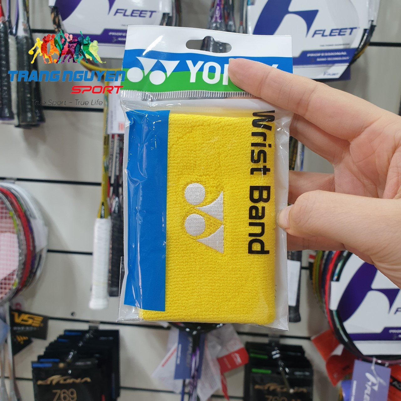 Thấm mồ hôi cổ tay Yonex