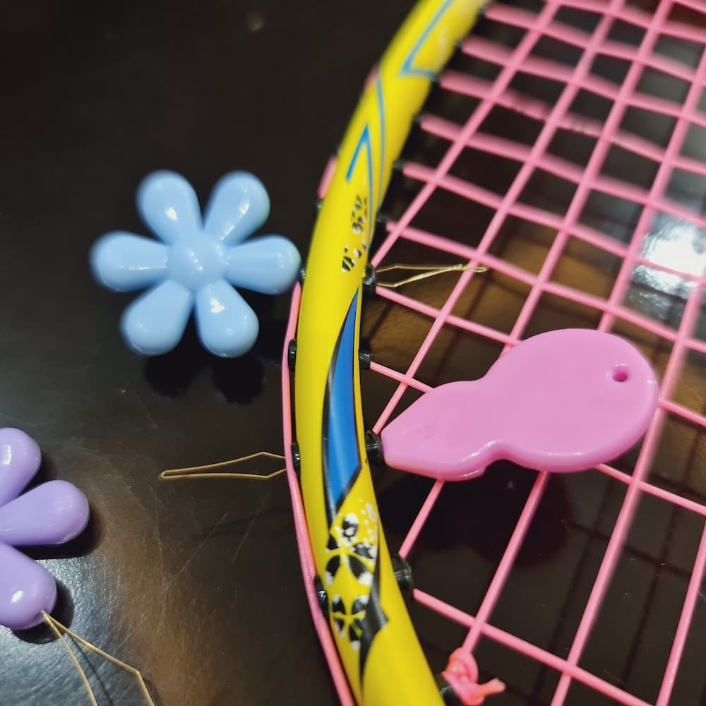 [Combo 50] Dụng cụ hỗ trợ kéo dây cước cầu lông qua gen vợt đoạn giao nhau loại bắng sắt