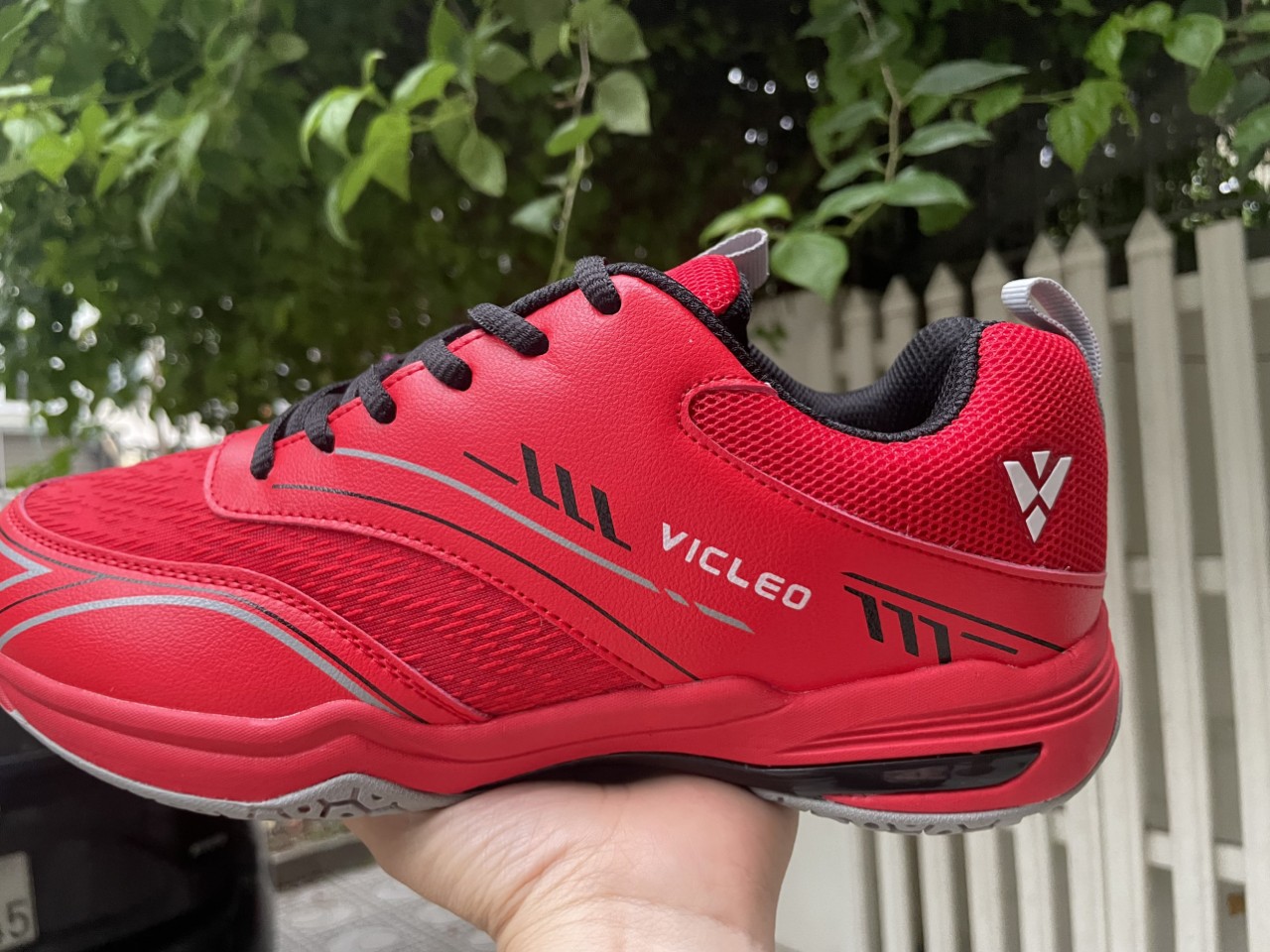 Giầy Cầu Lông Vicleo VB002