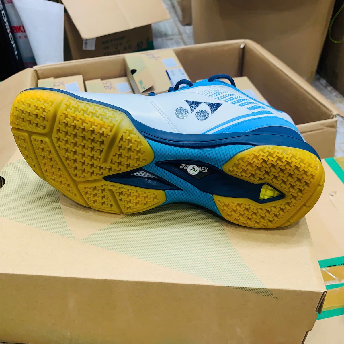 Giày Cầu Lông Yonex 65Z3 Trắng Xanh | SHB65Z3M Hàng Chính Hãng