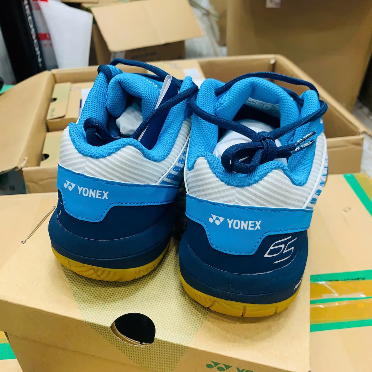 Giày Cầu Lông Yonex 65Z3 Trắng Xanh | SHB65Z3M Hàng Chính Hãng