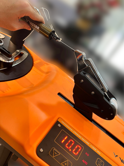 Máy Căng Vợt Điện Tử Victor C-7032 Ultra | Đợt cao điểm