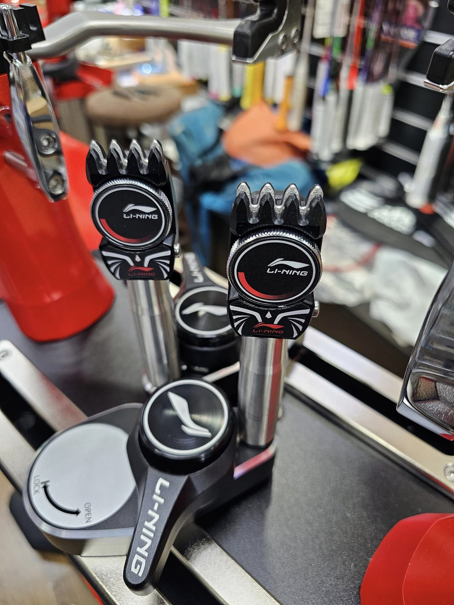 Máy Đan Vợt Điện Tử Li-Ning E5000 NEW 2024 | Chuyên Cầu Lông