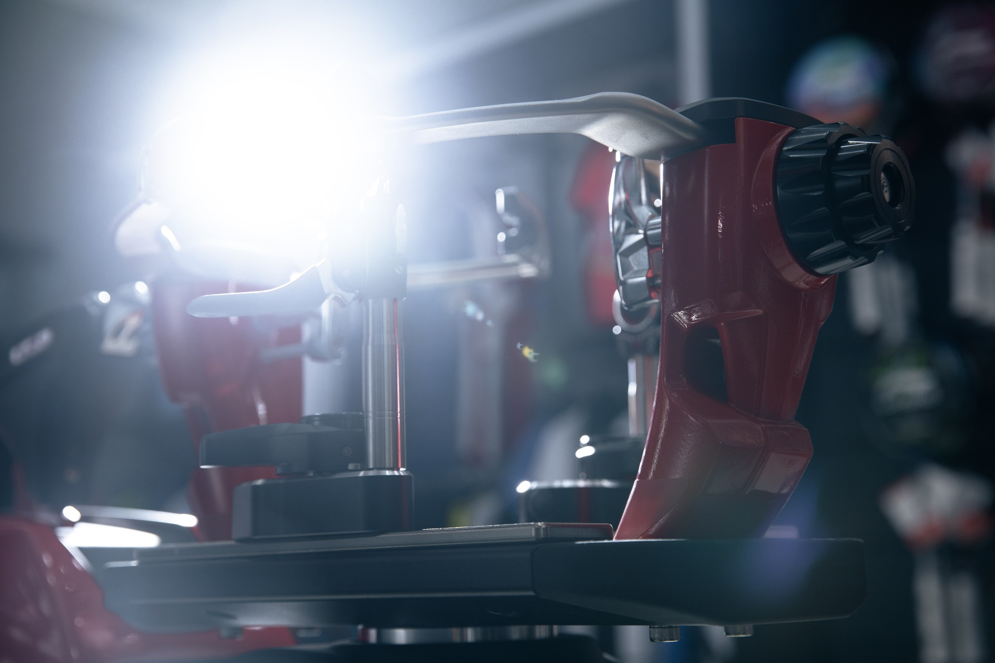 Máy Đan Vợt Điện Tử Li-Ning E5000 NEW 2024 | Chuyên Cầu Lông