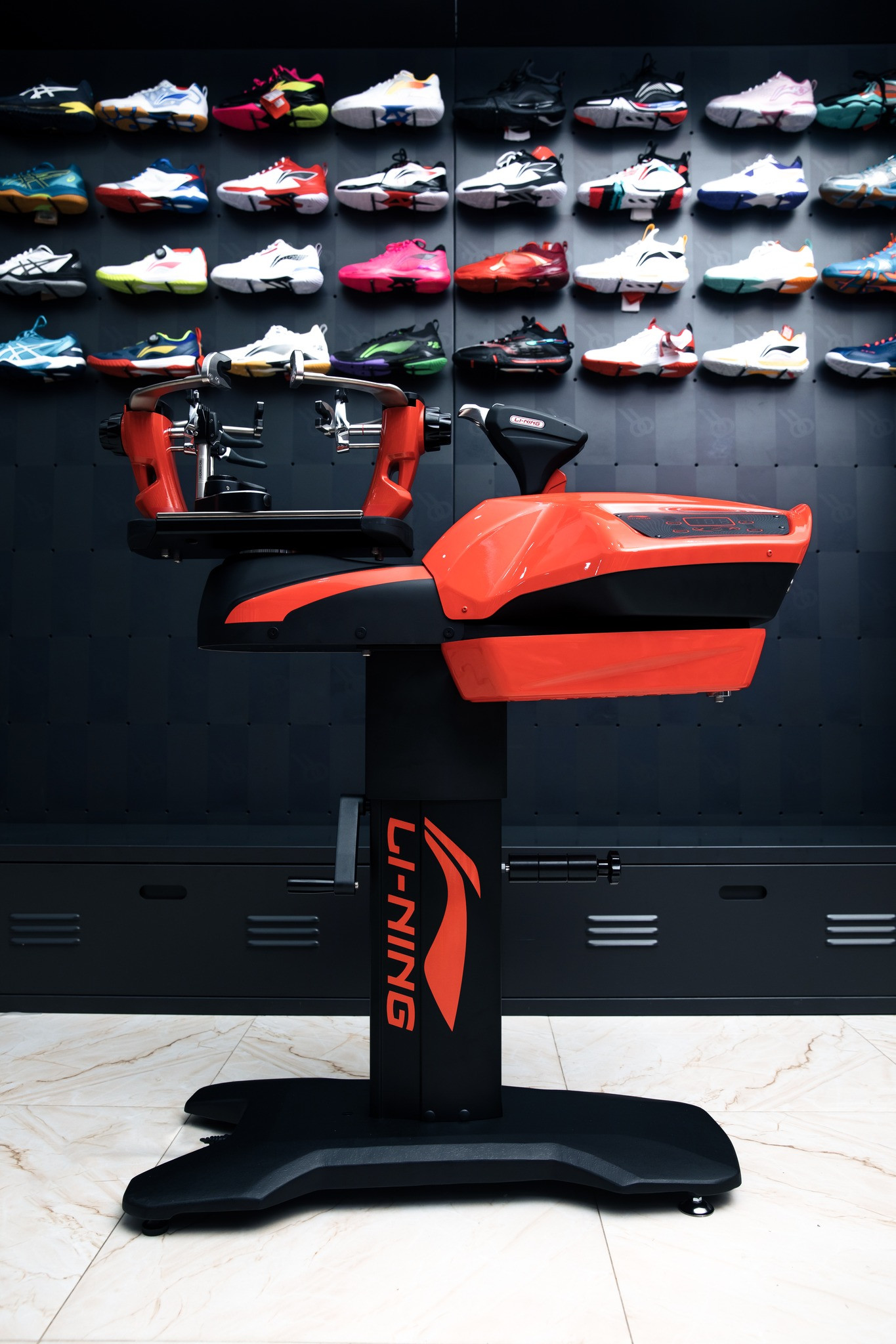 Máy Đan Vợt Điện Tử Li-Ning E5000 NEW 2024 | Chuyên Cầu Lông