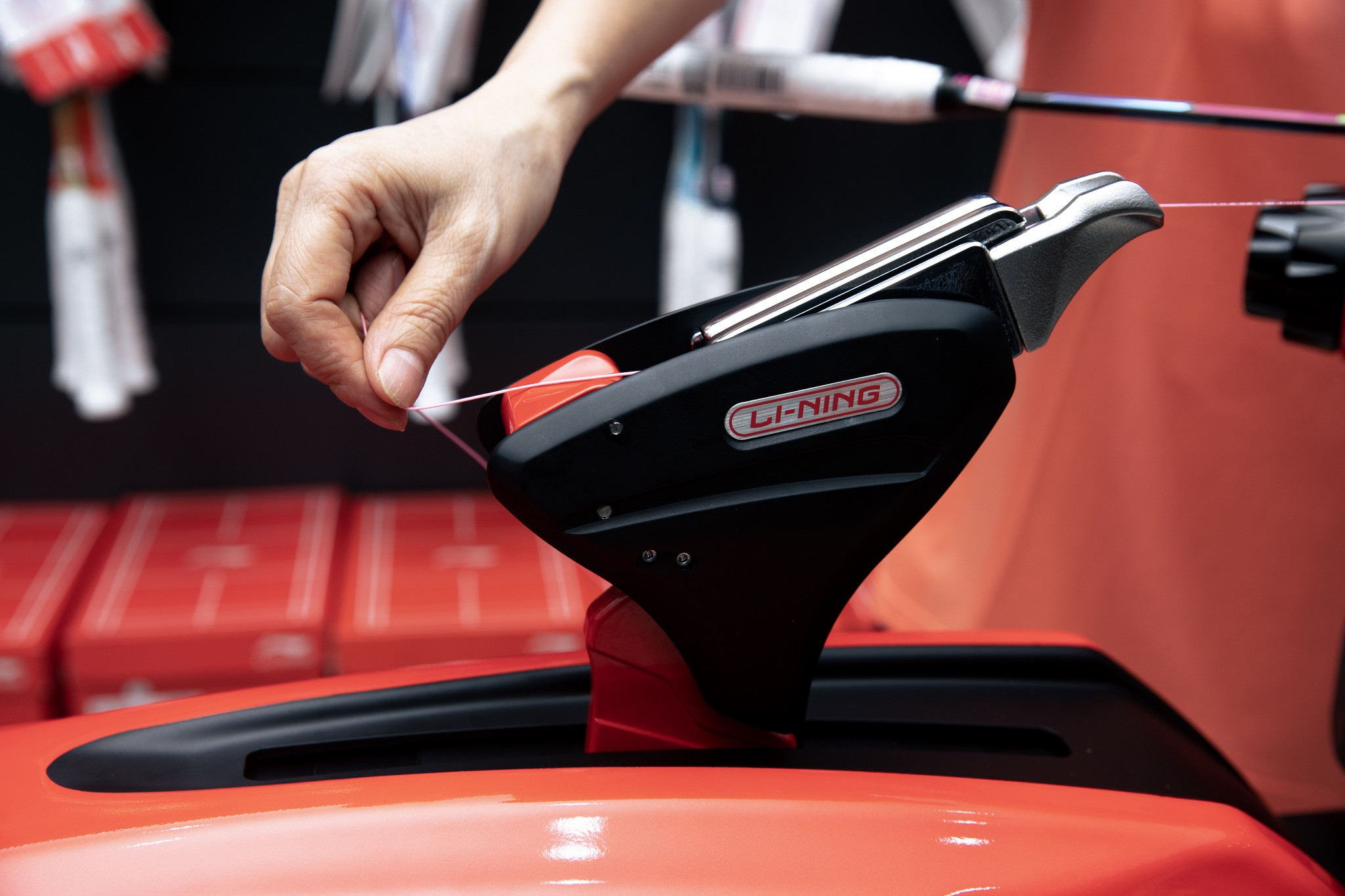 Máy Đan Vợt Điện Tử Li-Ning E5000 NEW 2024 | Chuyên Cầu Lông