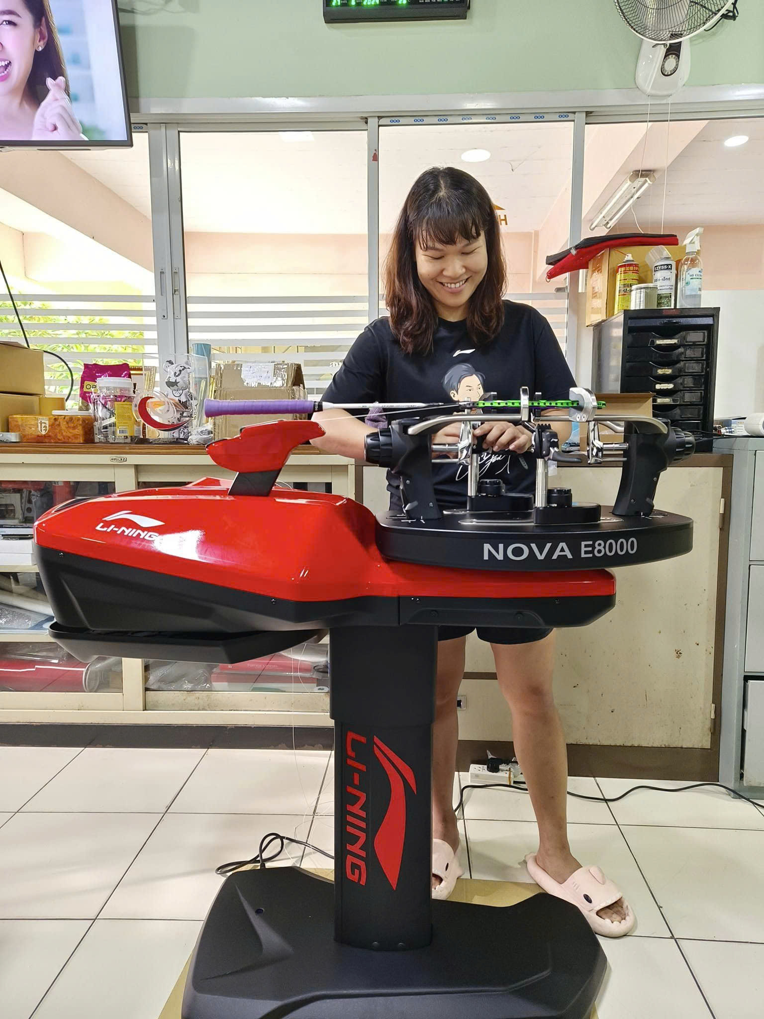 Máy Đan Vợt Điện Tử Lining Nova E8000 | Tennis và Cầu Lông