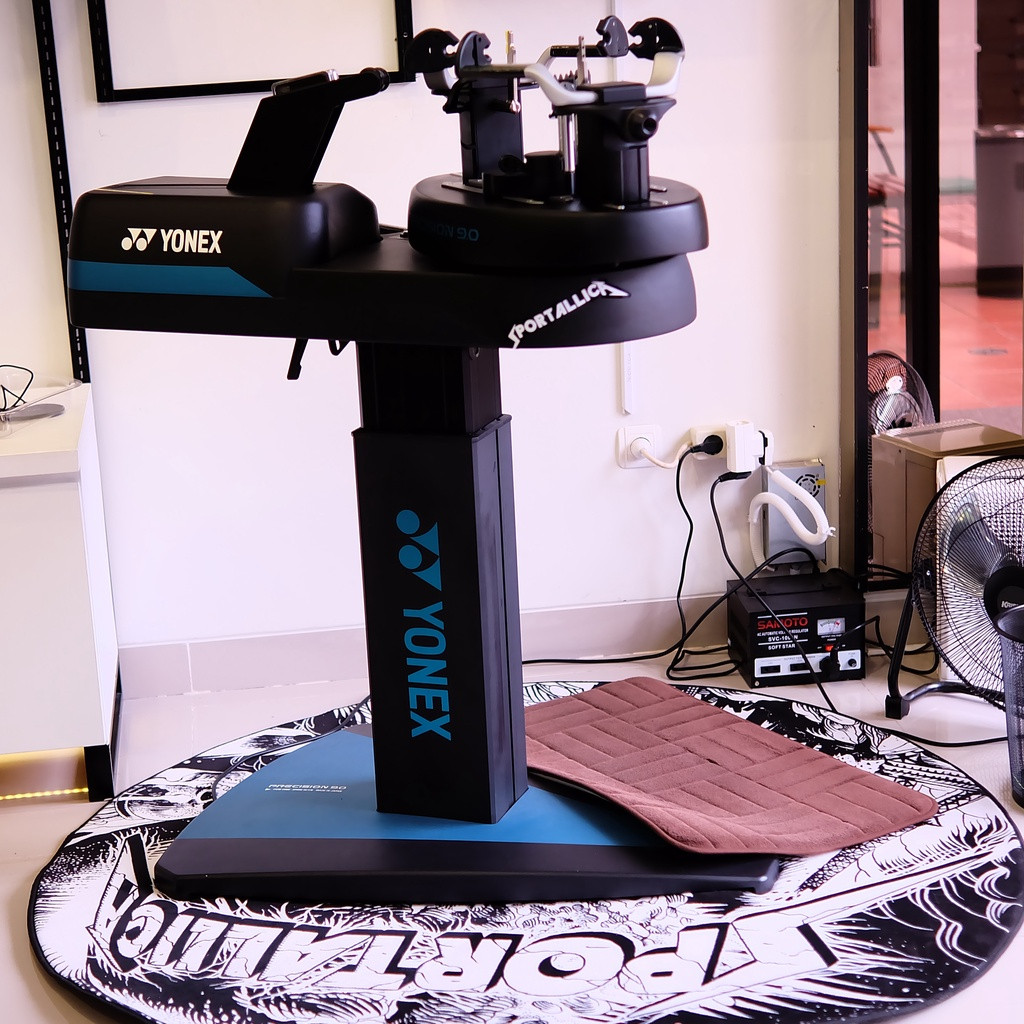 Máy Điện Tử Căng Vợt Yonex PRECISION 9.0 | Màu Đen Xanh