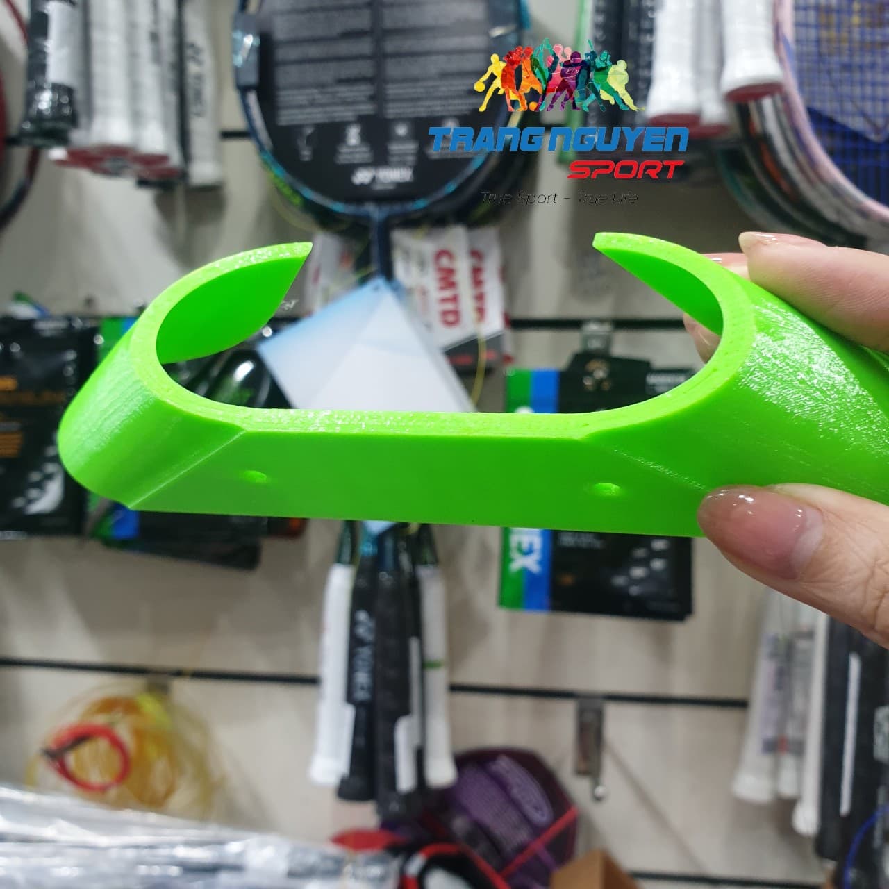 Móc Treo Vợt TYPTI V-Power | Hòa nhập cùng Kỷ Nguyên Thể Thao Dùng Vợt Mới ✨