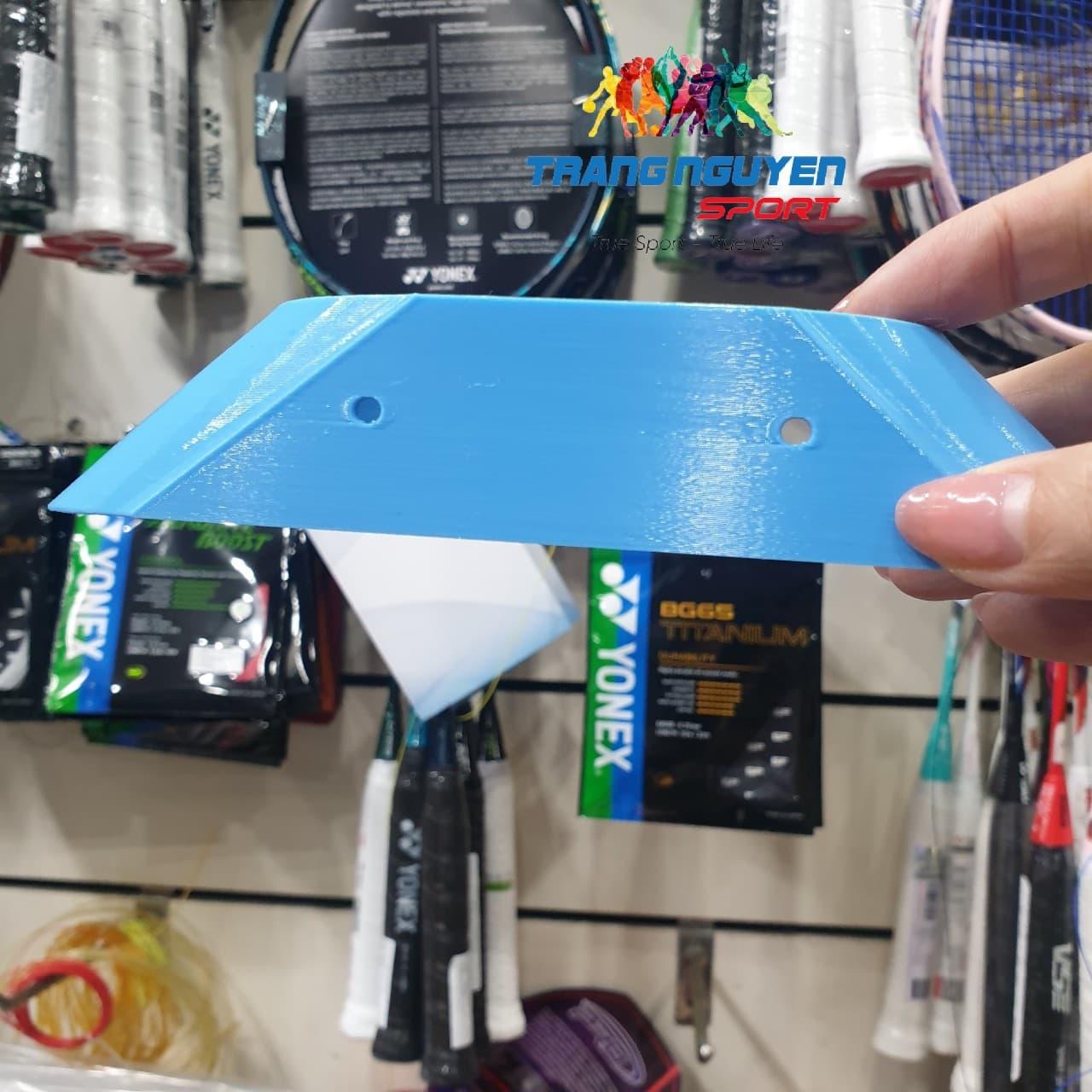 Móc Treo Vợt TYPTI V-Power | Hòa nhập cùng Kỷ Nguyên Thể Thao Dùng Vợt Mới ✨