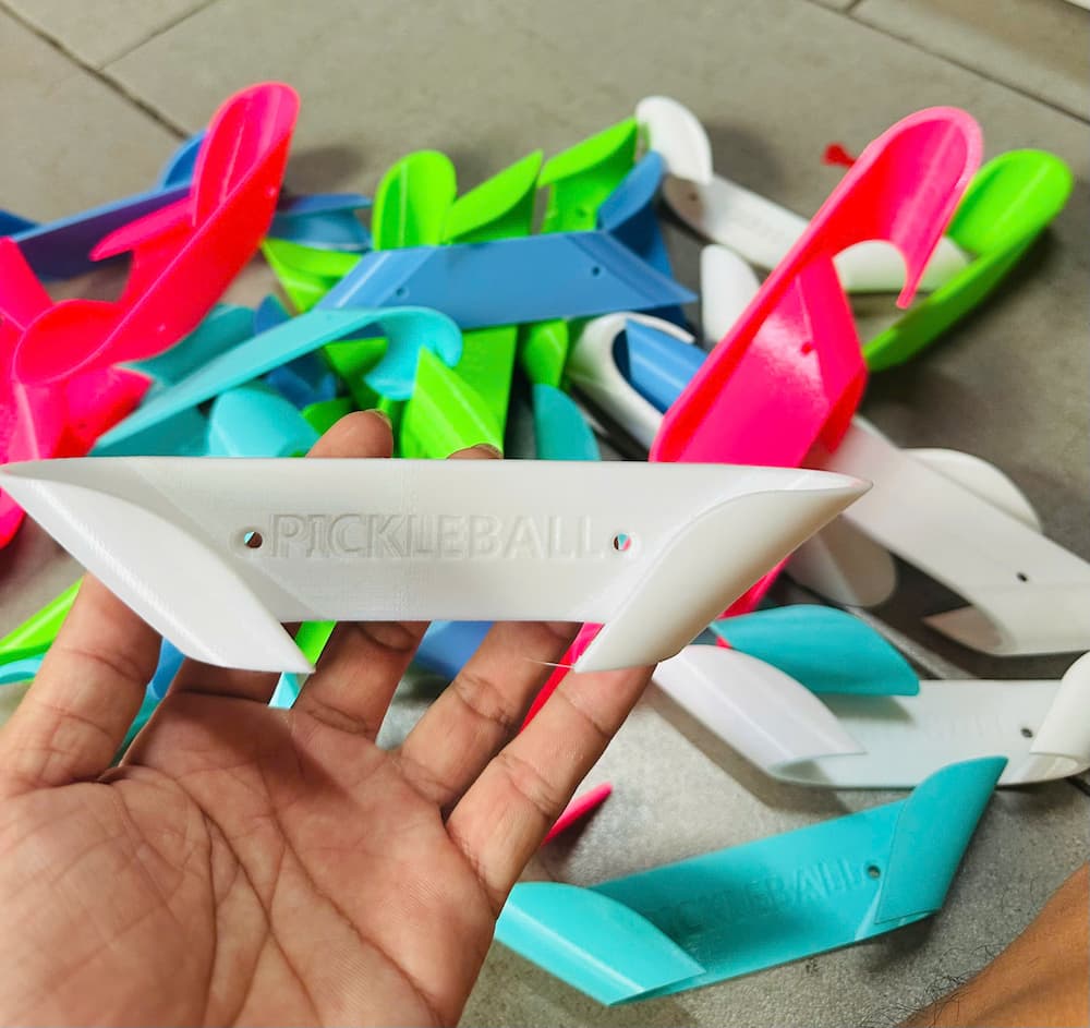 Móc Treo Vợt Pickleball chữ V-Power | Điểm nhấn cho cửa hàng thể thao của bạn! ✨