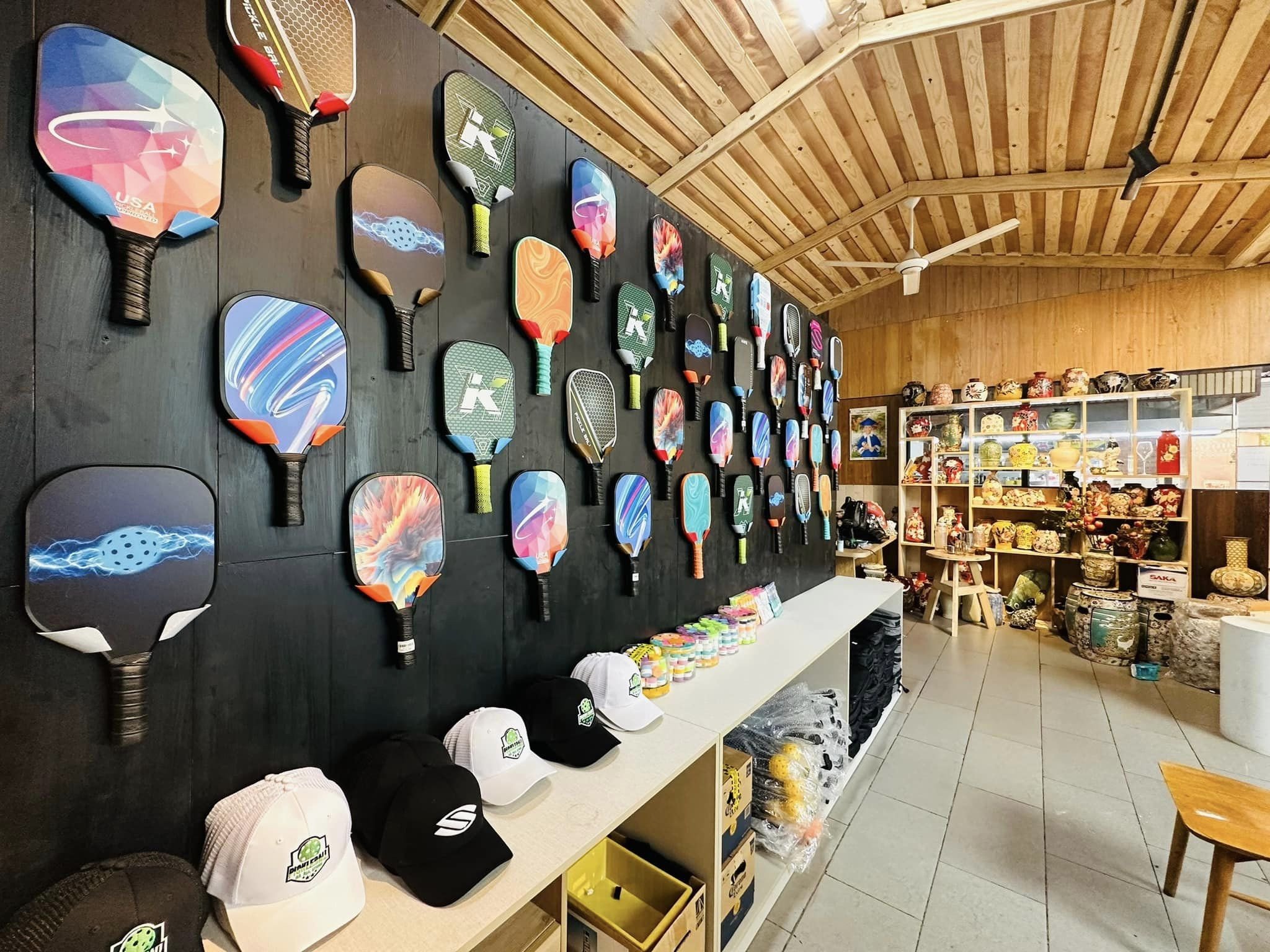 Móc Treo cho Vợt Pickleball Kamito Alpha Lý Hoàng Nam