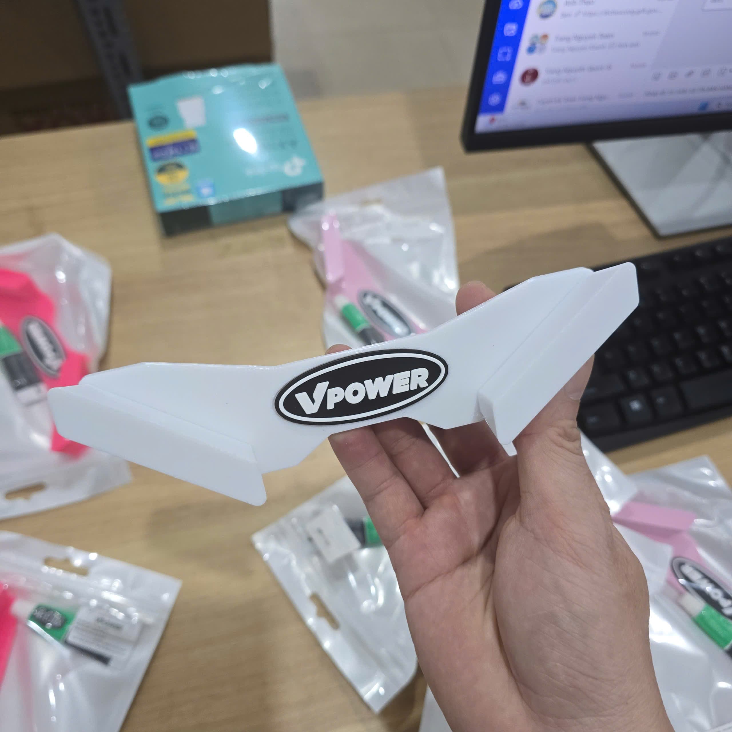 Móc Treo Vợt Typti V-Power | Phụ Kiện Trưng Bày | Trang Nguyên