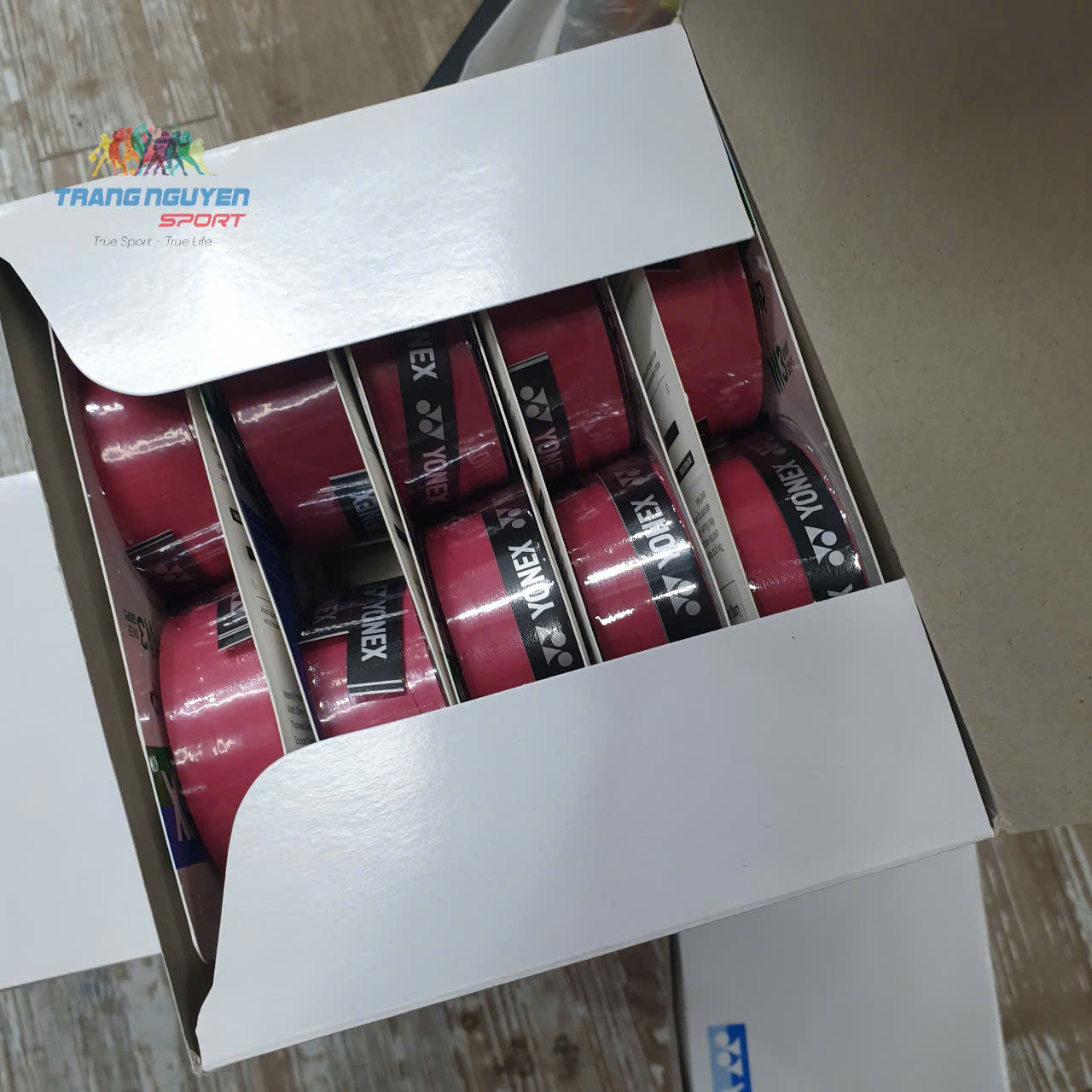 Hộp 10 Vỷ Cuốn Cán Vợt Yonex AC102EX | Màu Đỏ