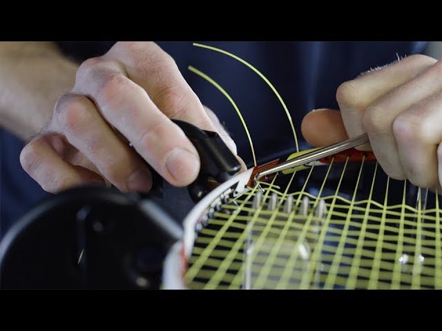 Móc Chuyên Dụng Kéo Dây Vợt Cầu Lông & Tennis Qua Lỗ Giao Nhau